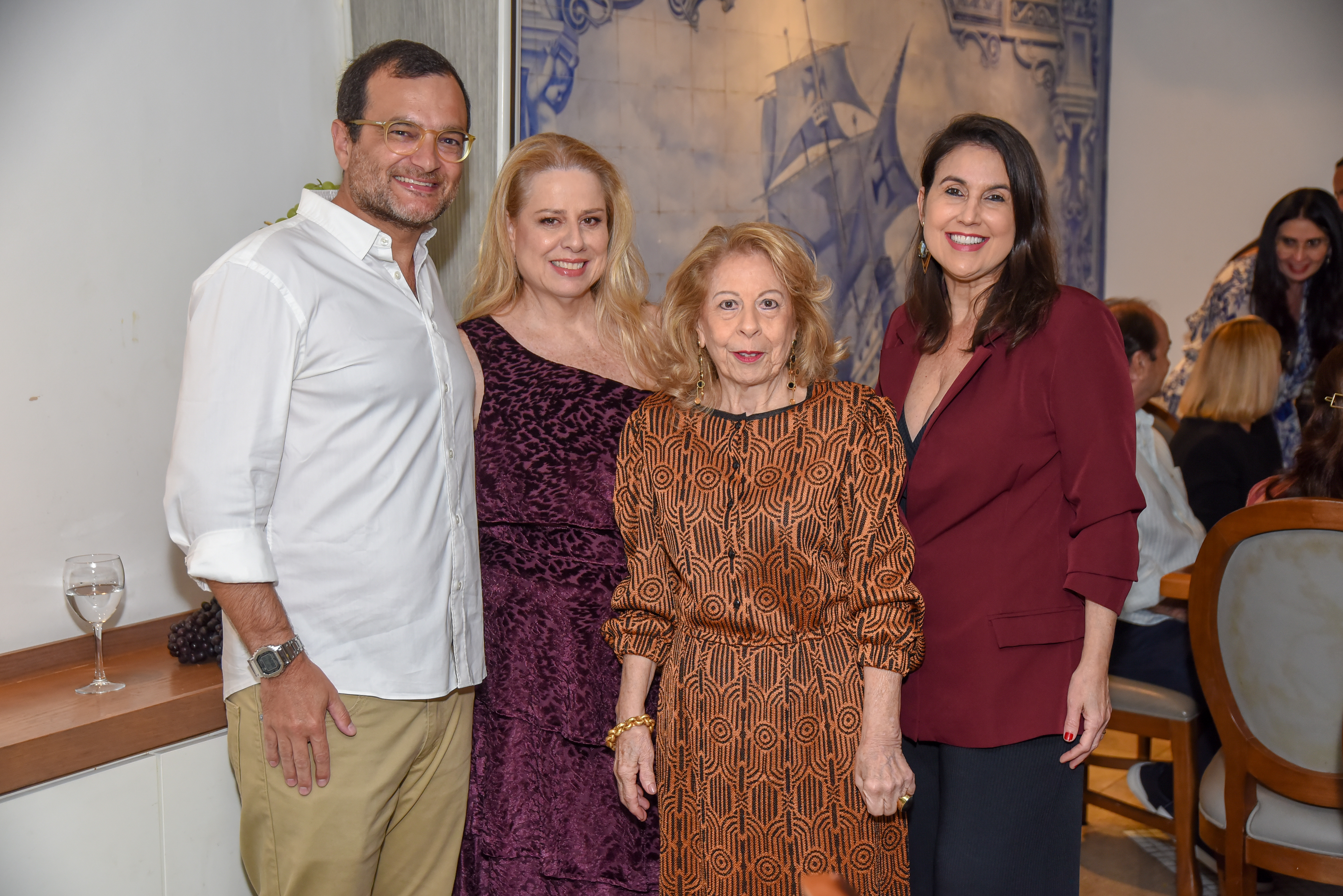Diogo Lopes, Sandra Fonseca, Liseta Fonseca e Renata Rasseli