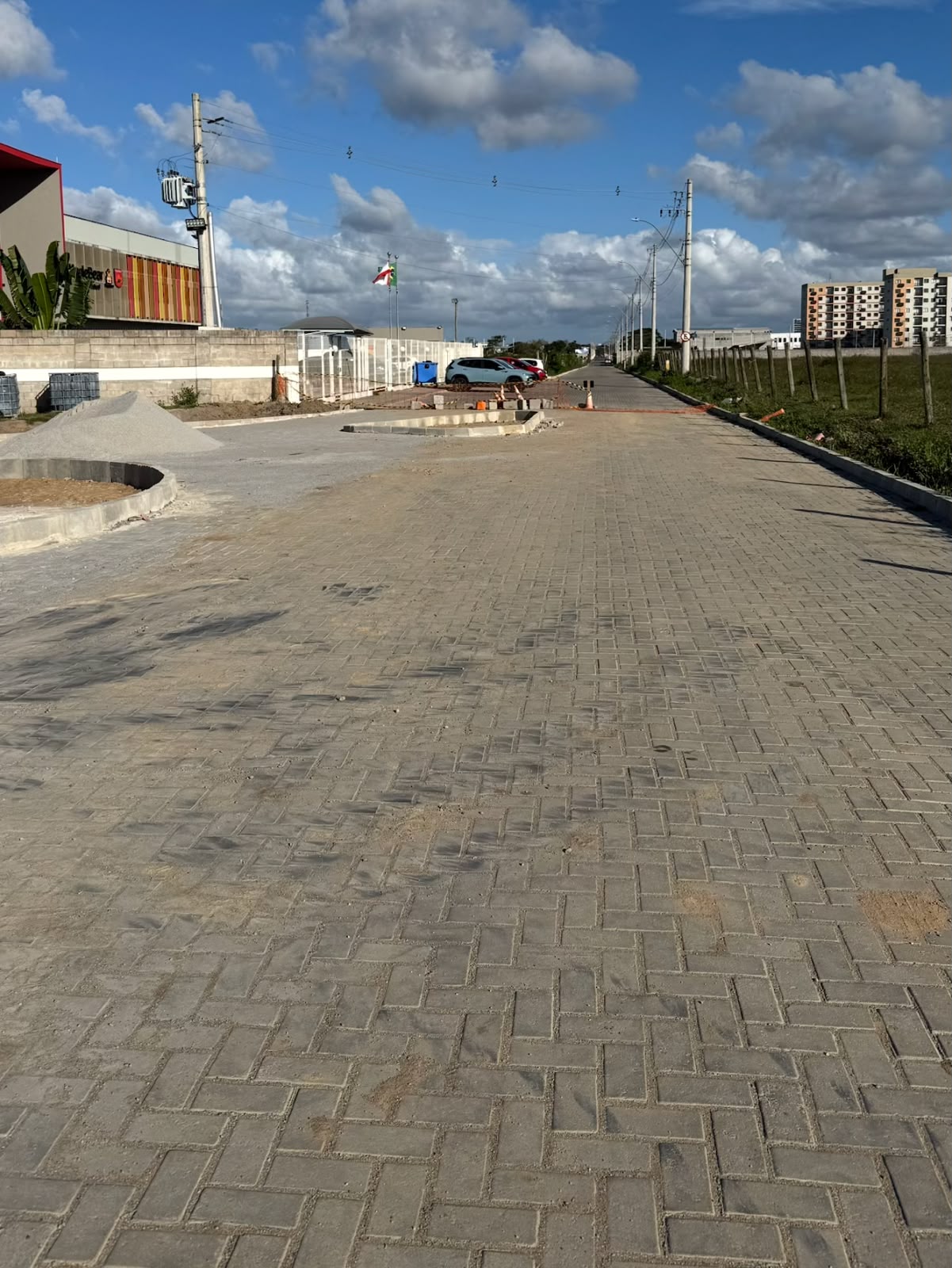 Obra em vias de acesso ao futuro terminal rodoviário de Linhares
