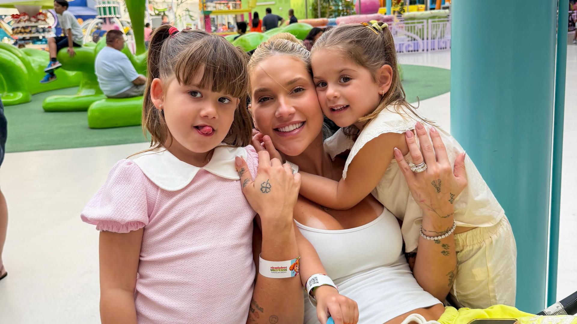 Maria Alice e Maria Flor, filhas de Vírginia Fonseca e Zé Felipe