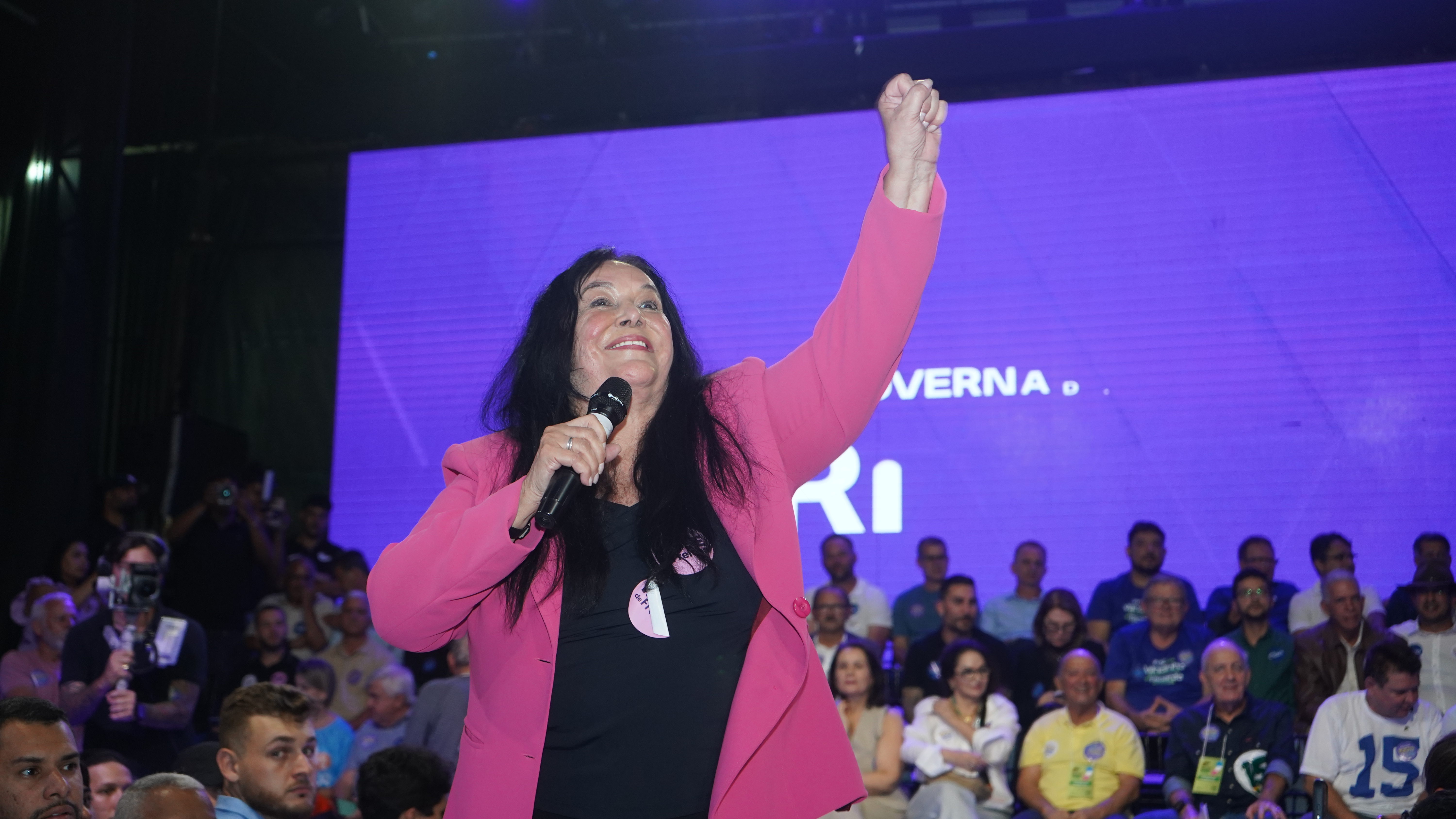 MDB lança candidatura de Ricardo Ferraço ao governo e de Rose de Freitas ao Senado em convenção