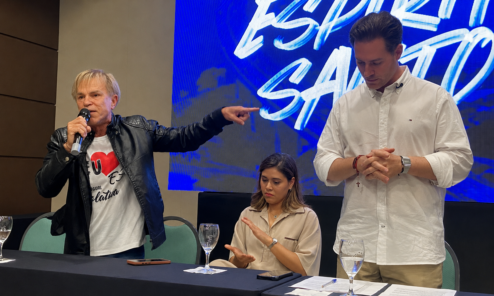 Sérgio Meneguelli, Lívia Vasconcelos e Renzo Vasconcelos na convenção estadual do PSD
