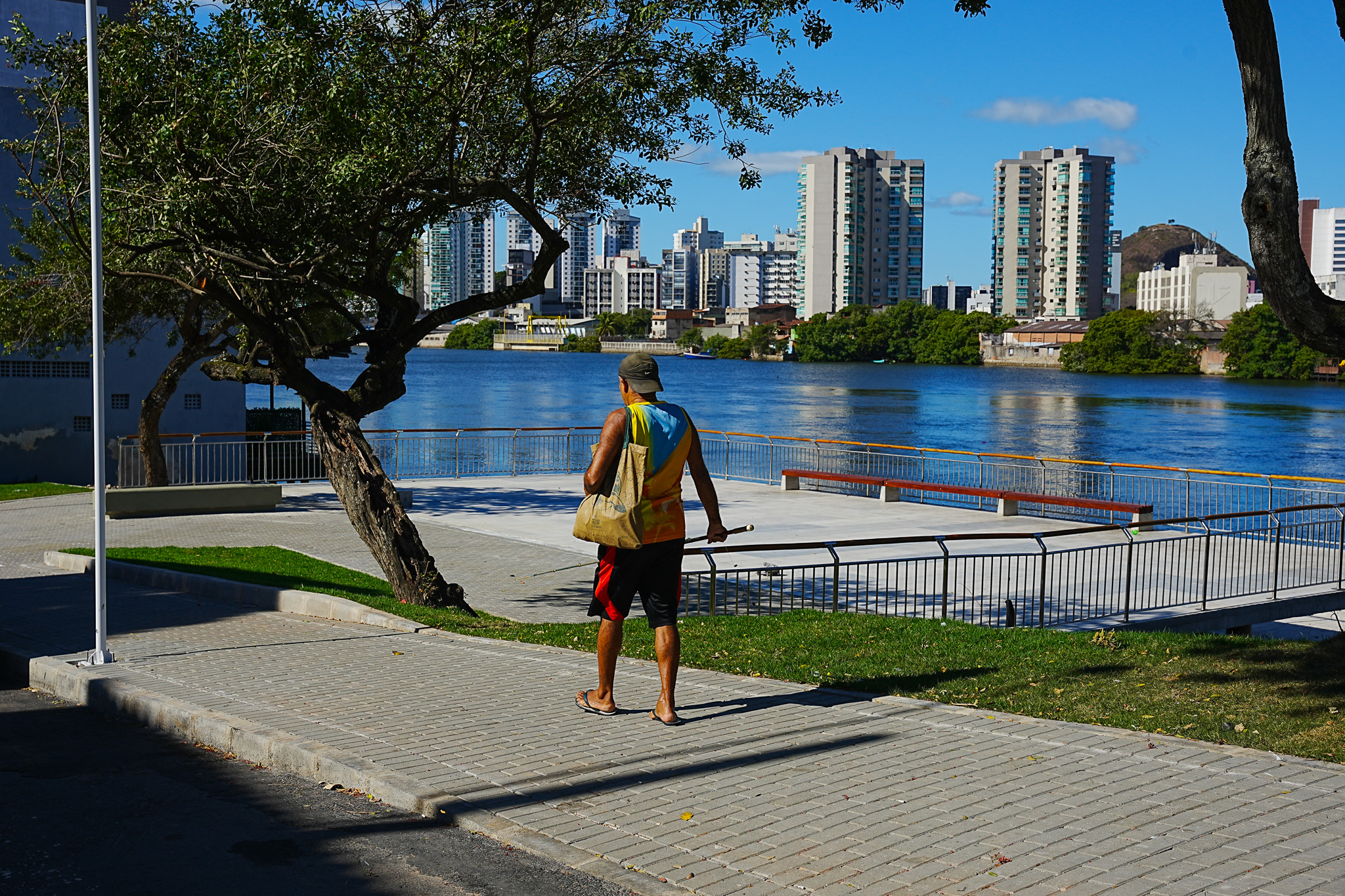 Obras embaixo e no entorno da Ponte da Passagem