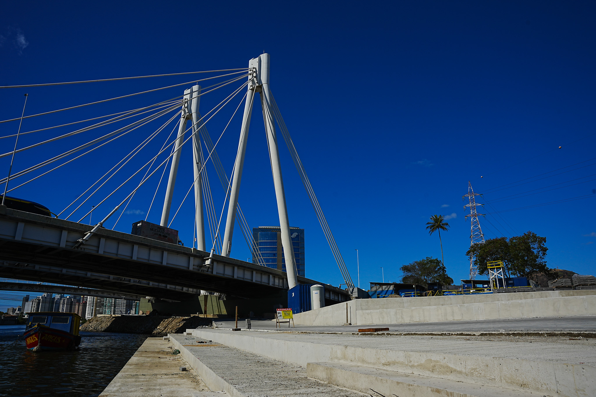 Obras da nova Orla de Andorinhas e no entorno da Ponte da Passagem