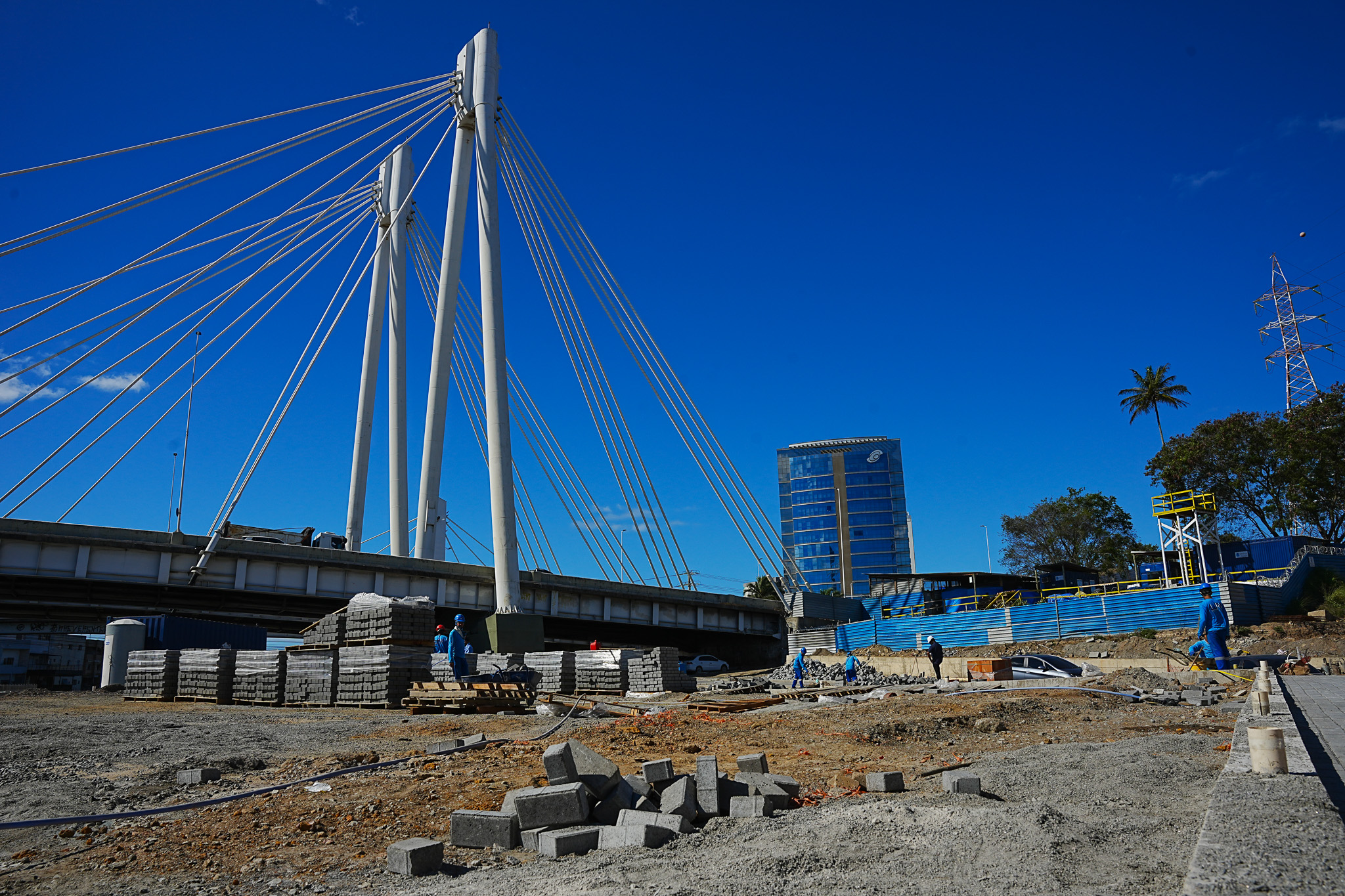 Obras da nova Orla de Andorinhas e no entorno da Ponte da Passagem