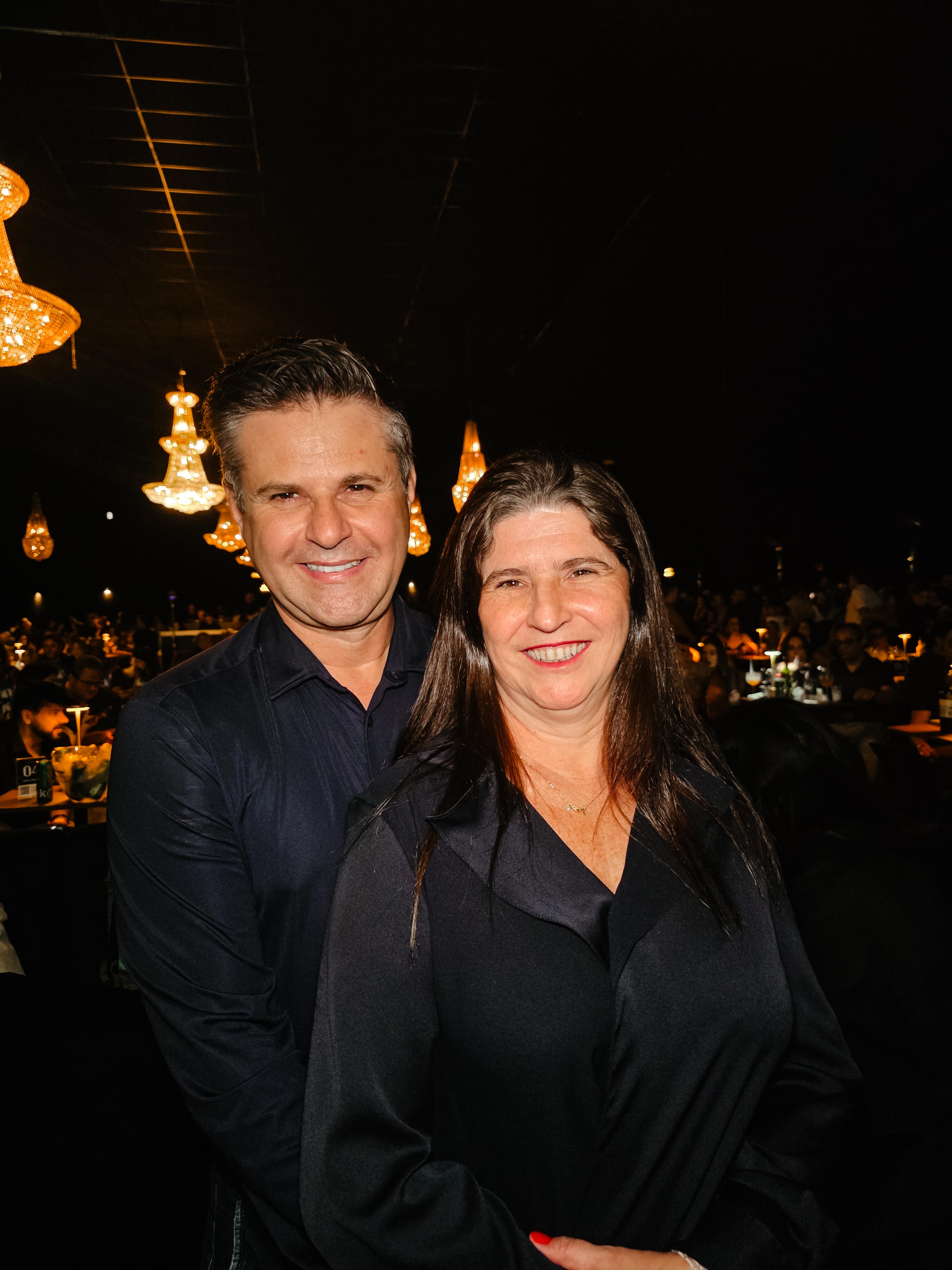 Jonas Giacomin e Carla Lacerda