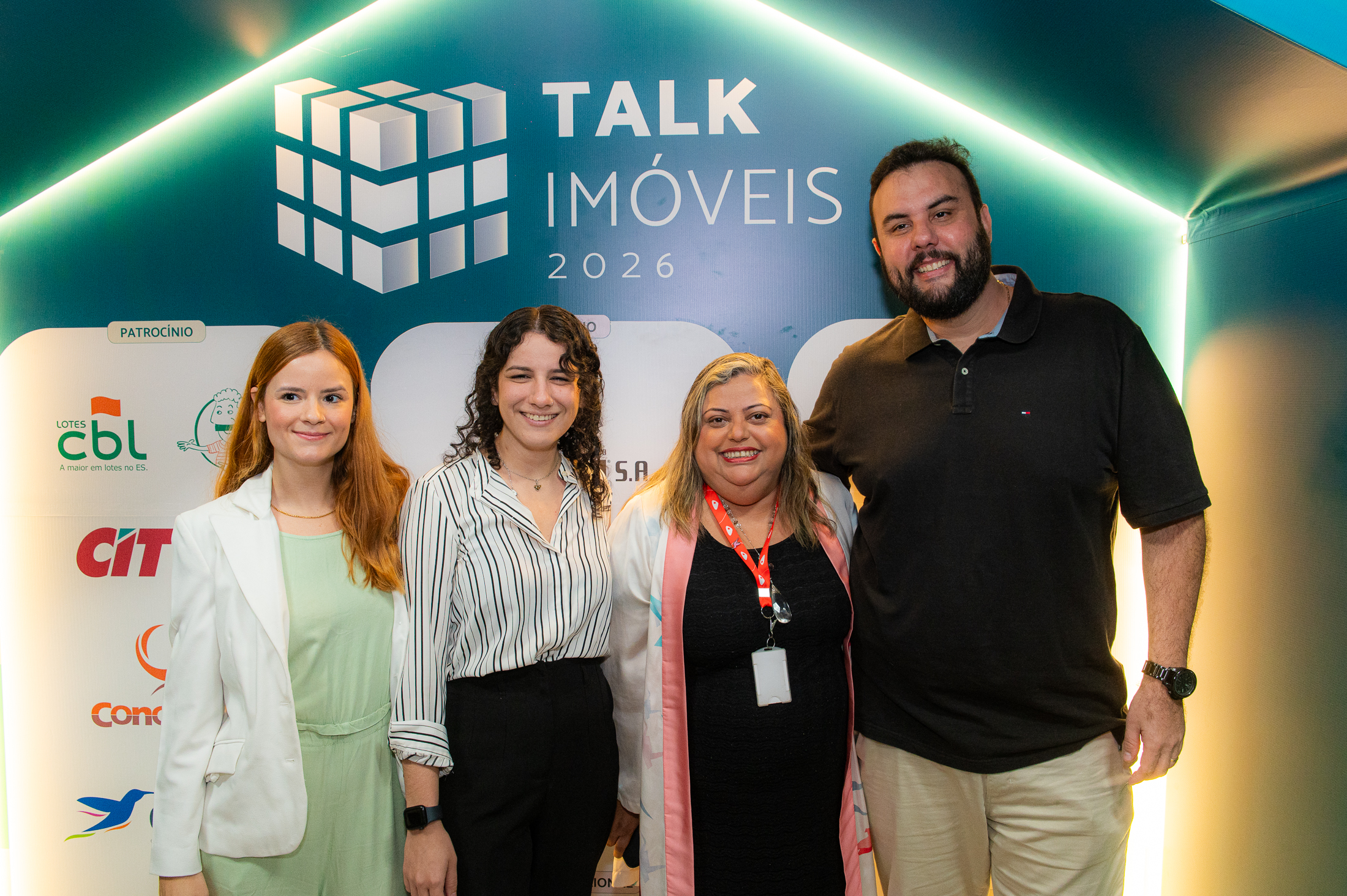 Livia Meneguel e Yza Rangel, da Prósper, Dalva Cardozo e Leandro Vicentini (CBL)