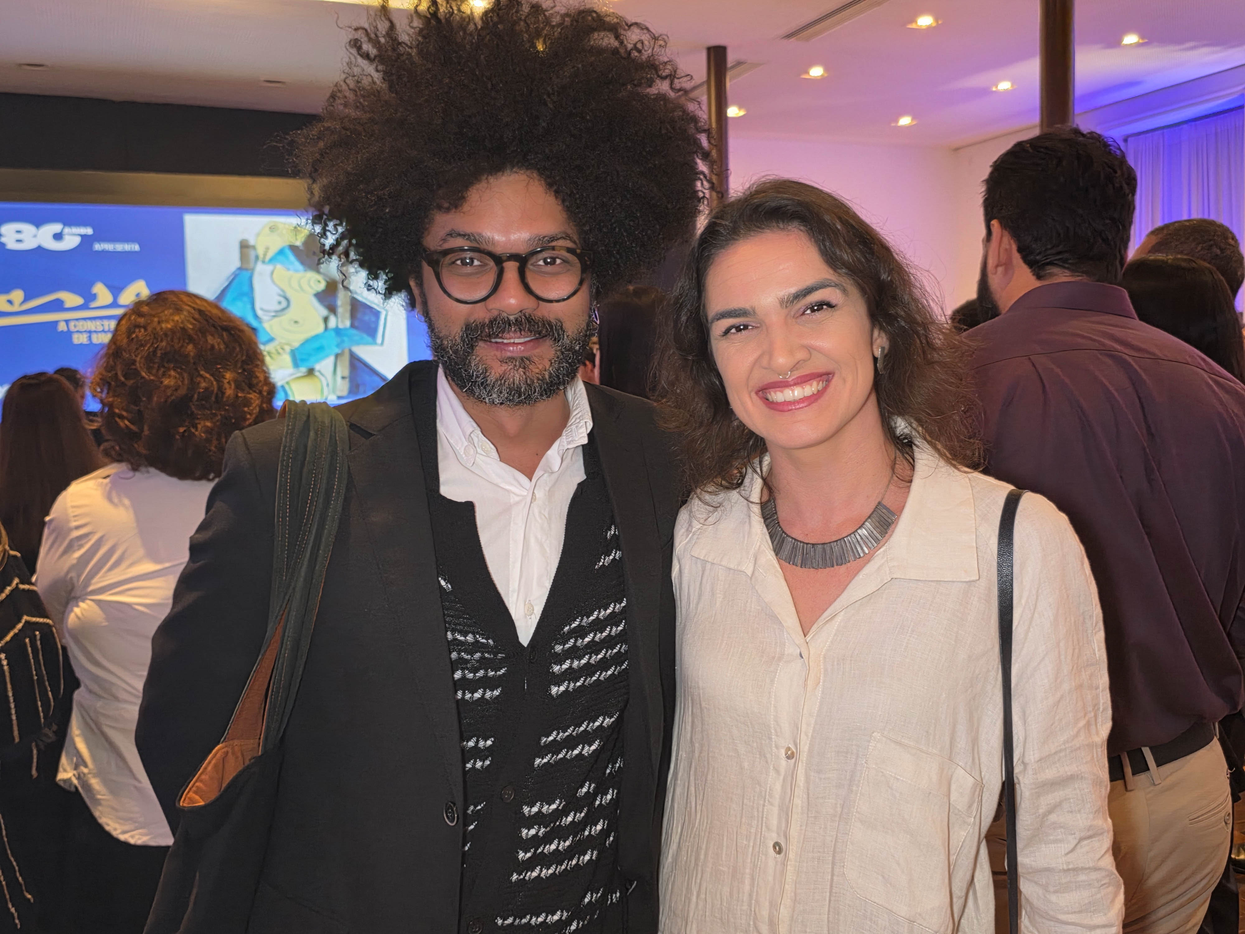 Nicolas Soares e Carol Ruas