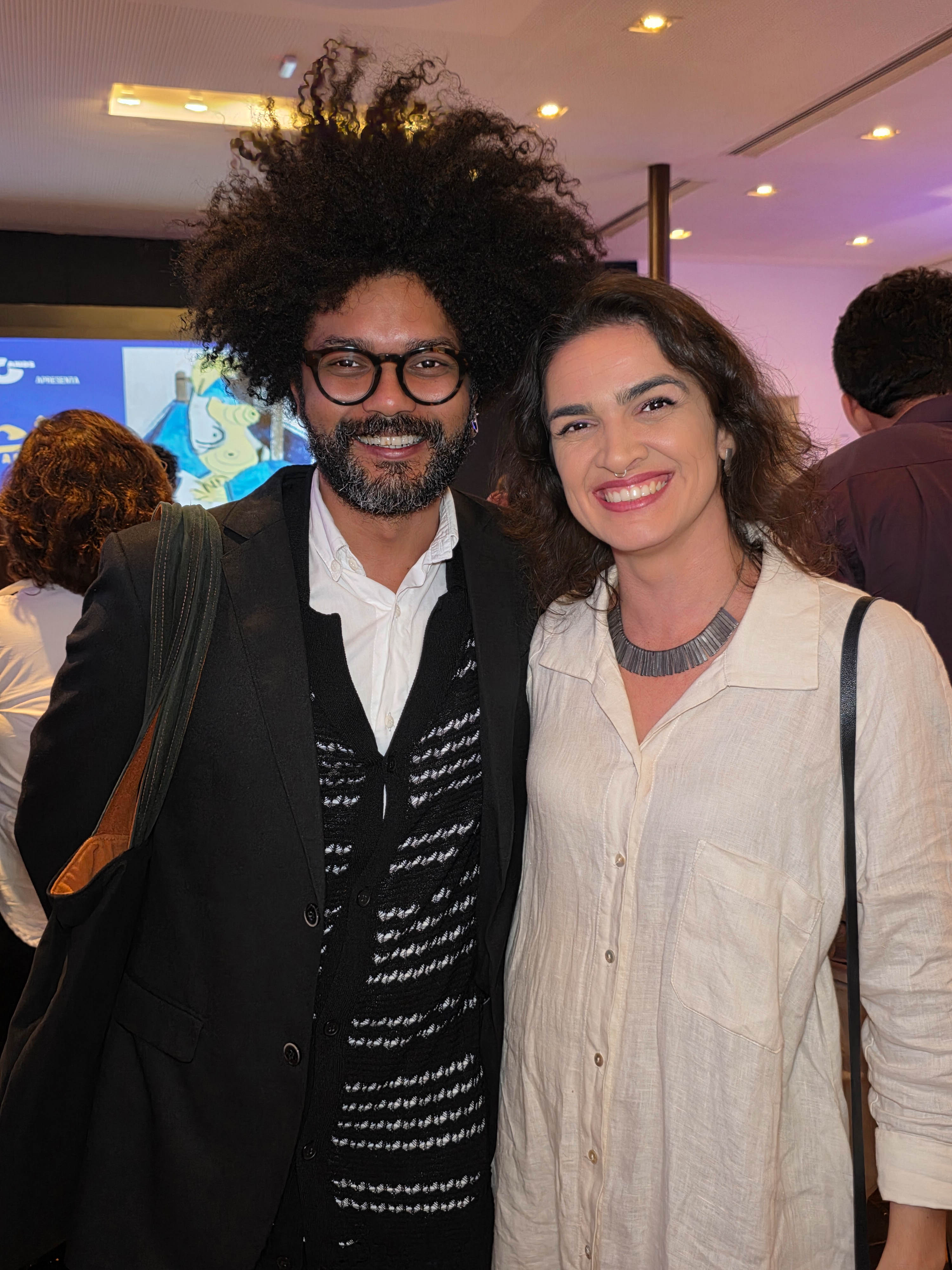 Nicolas Soares e Carol Ruas