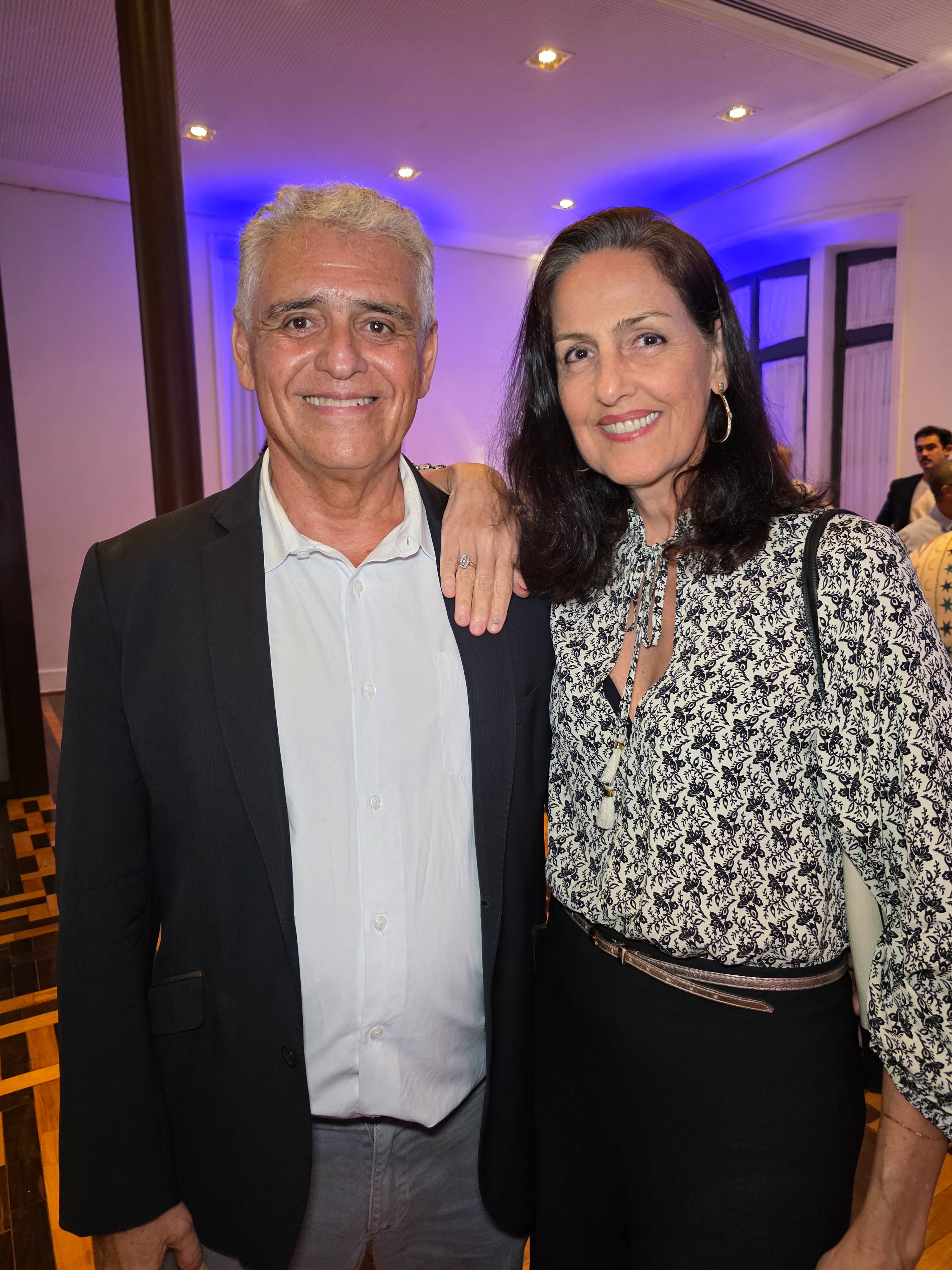 João Gualberto e Priscyla Pelissari