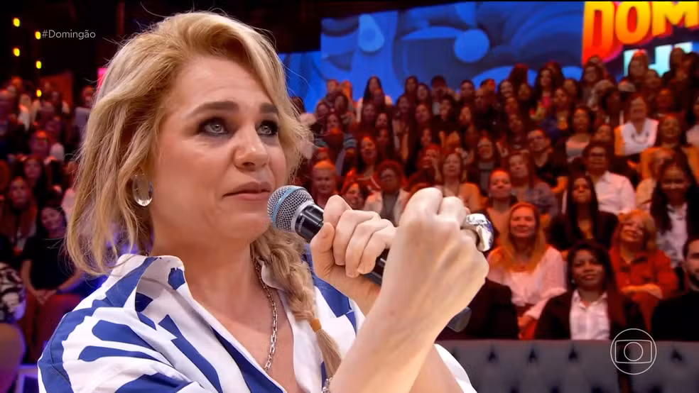 Isabel Teixeira se emociona com recados da filha e de Tatá Werneck no Domingão com Huck