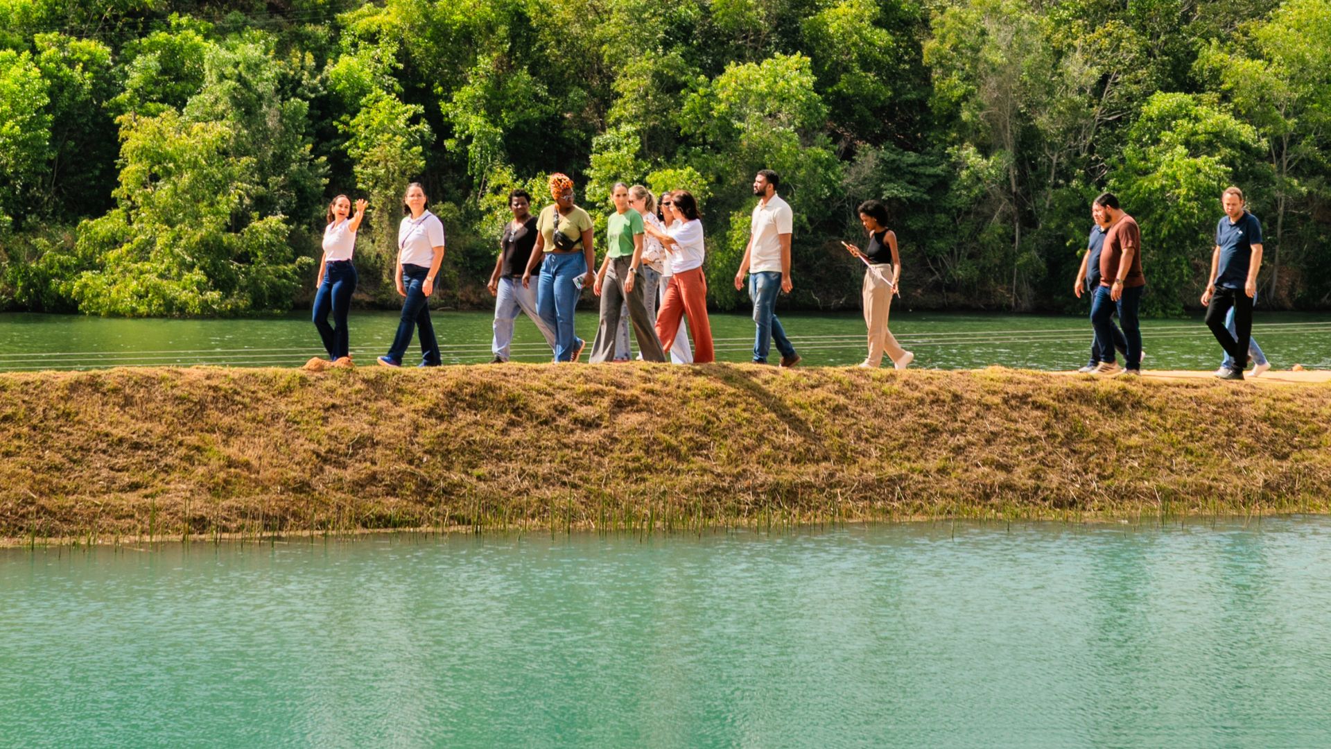 A Lagoa Azul escondida no Norte do ES que agora vai receber turistas