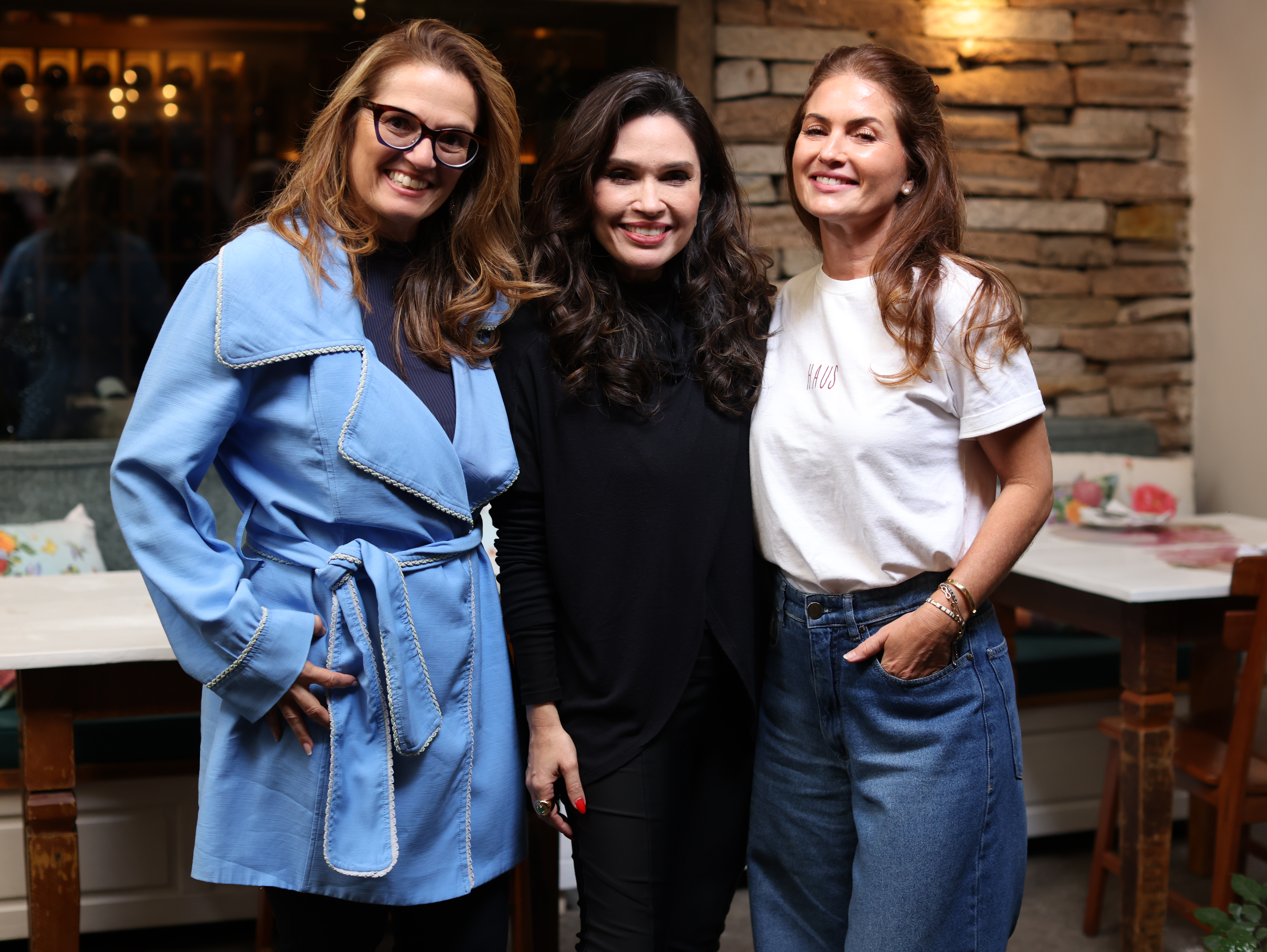 Carine Rosa, Elayne Borel e Kamila Zamprogno