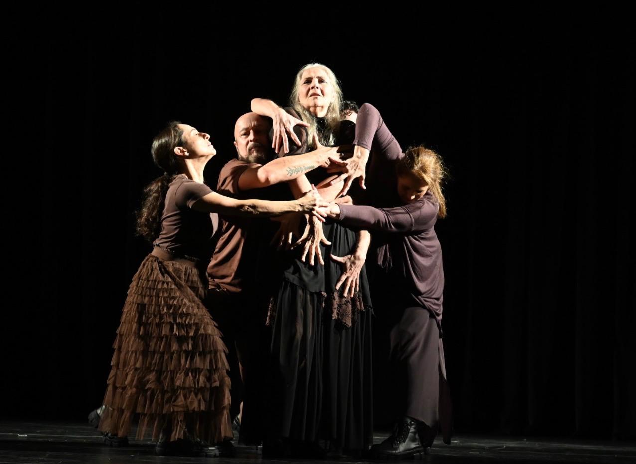 Espetáculo reúne artistas com mais de 40 anos de dança para discutir etarismo nos palcos