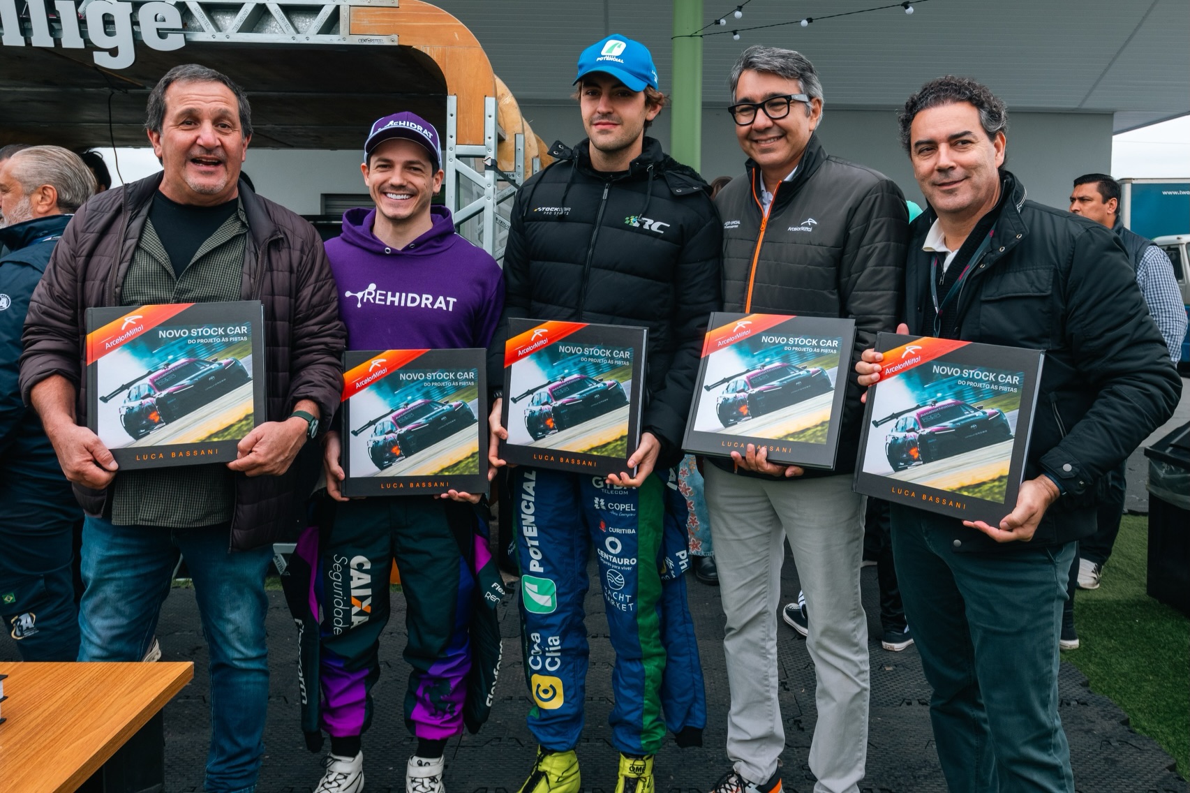 Luca Bassani lança livro sobre os bastidores da nova Stock Car