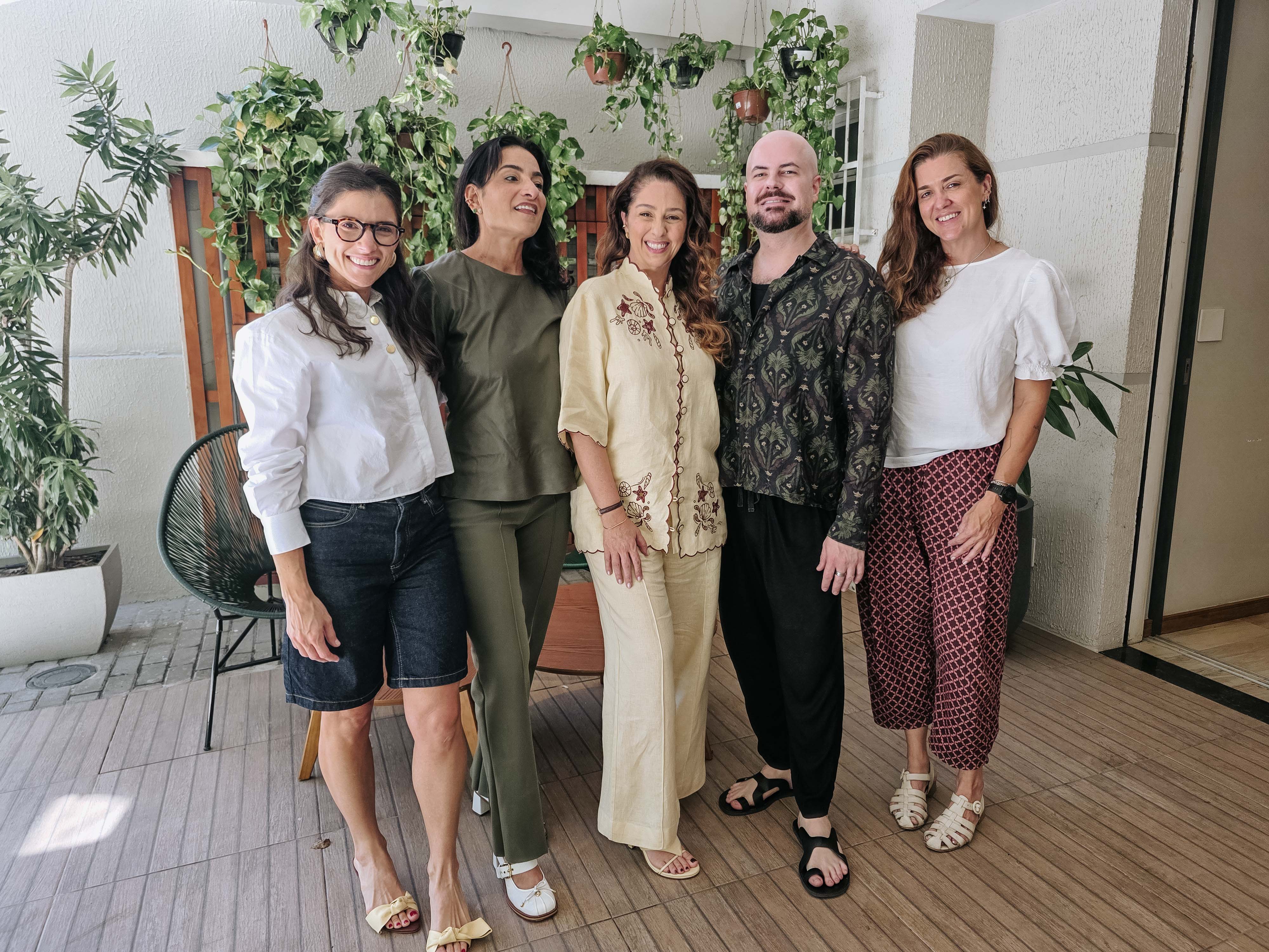 Juliana Barreto, Samia Sassine, Marianne Assbu, Dudu Altoé e Renata Consuelo