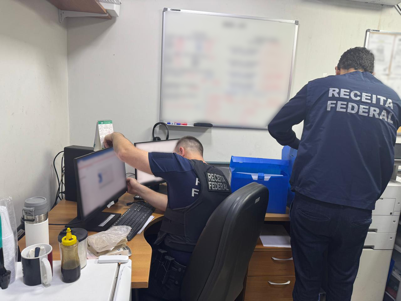 Receita Federal realiza nesta quinta (24) Operação Crédito Oculto em Vila Velha, com mandado de busca e apreensão em distribuidora de combustível