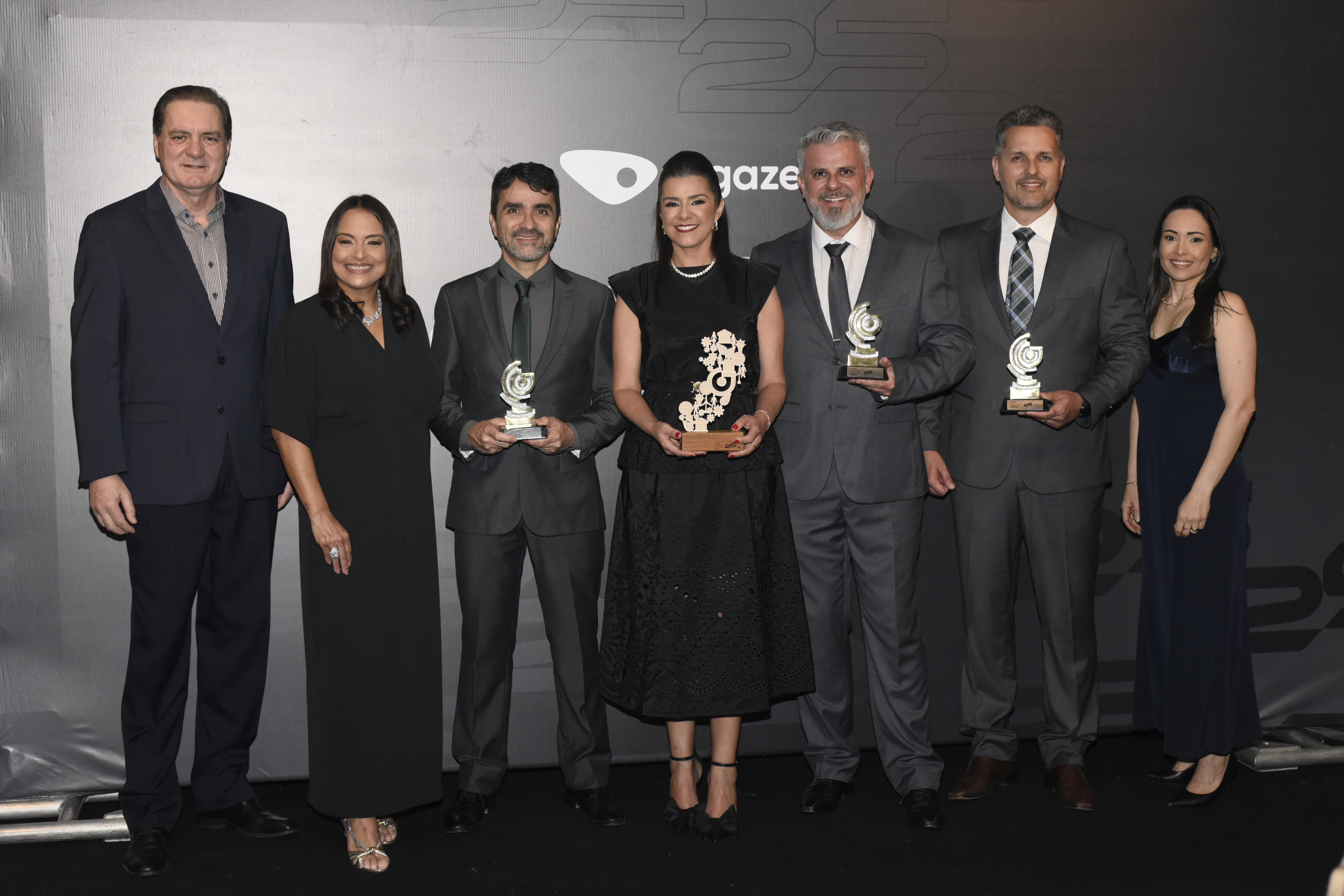 Dr. Pedro Scarpi, Claudia Paixão, Dr. Marcelo Crespo, Dra. Grazielle Grillo, Dr. Watson Bizarro, Dr. Claudio Brito e Dra. Laura Fragonassi
