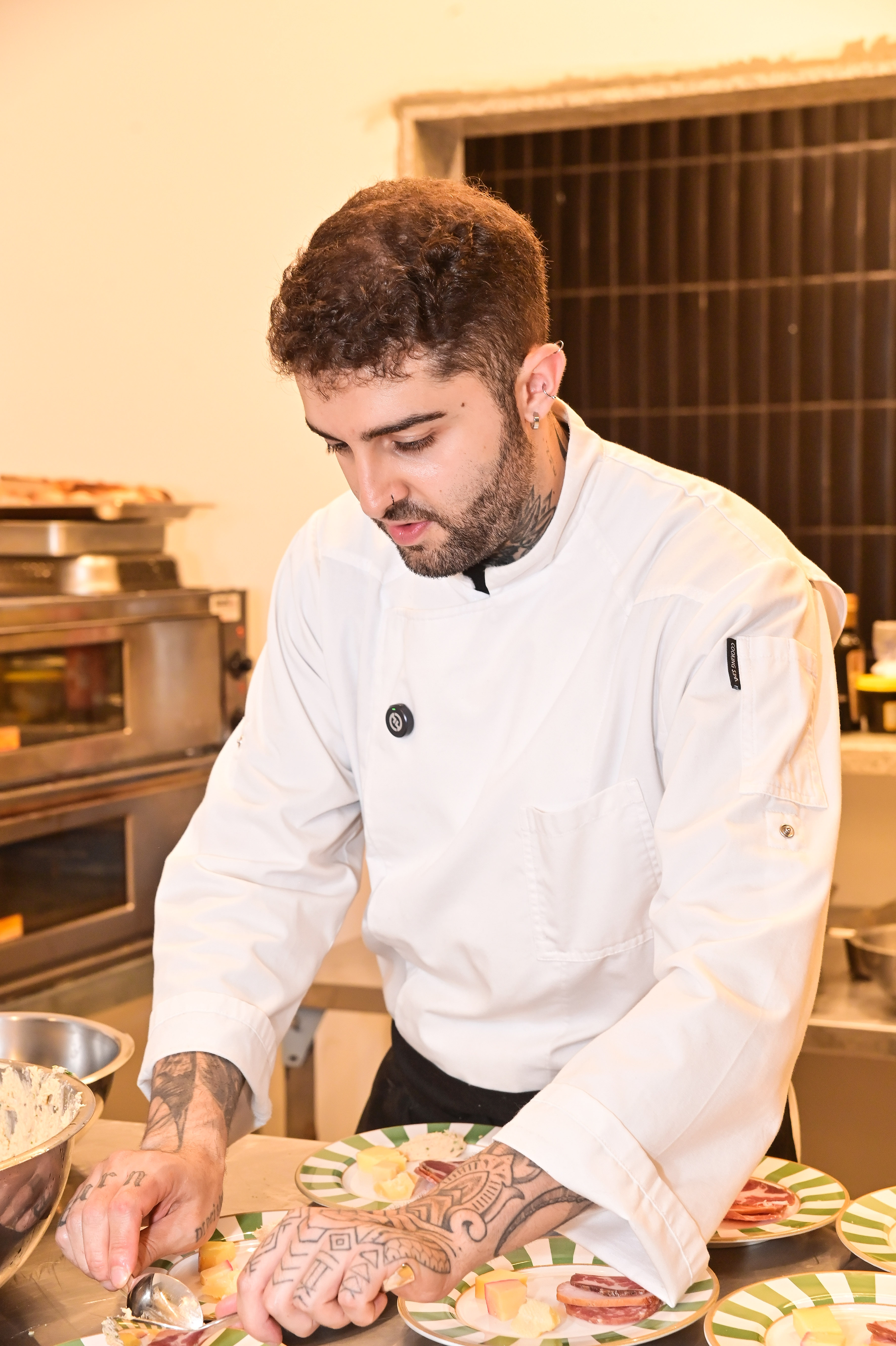 Chef João Vieira em jantar para Fernando Meligeni no Taj