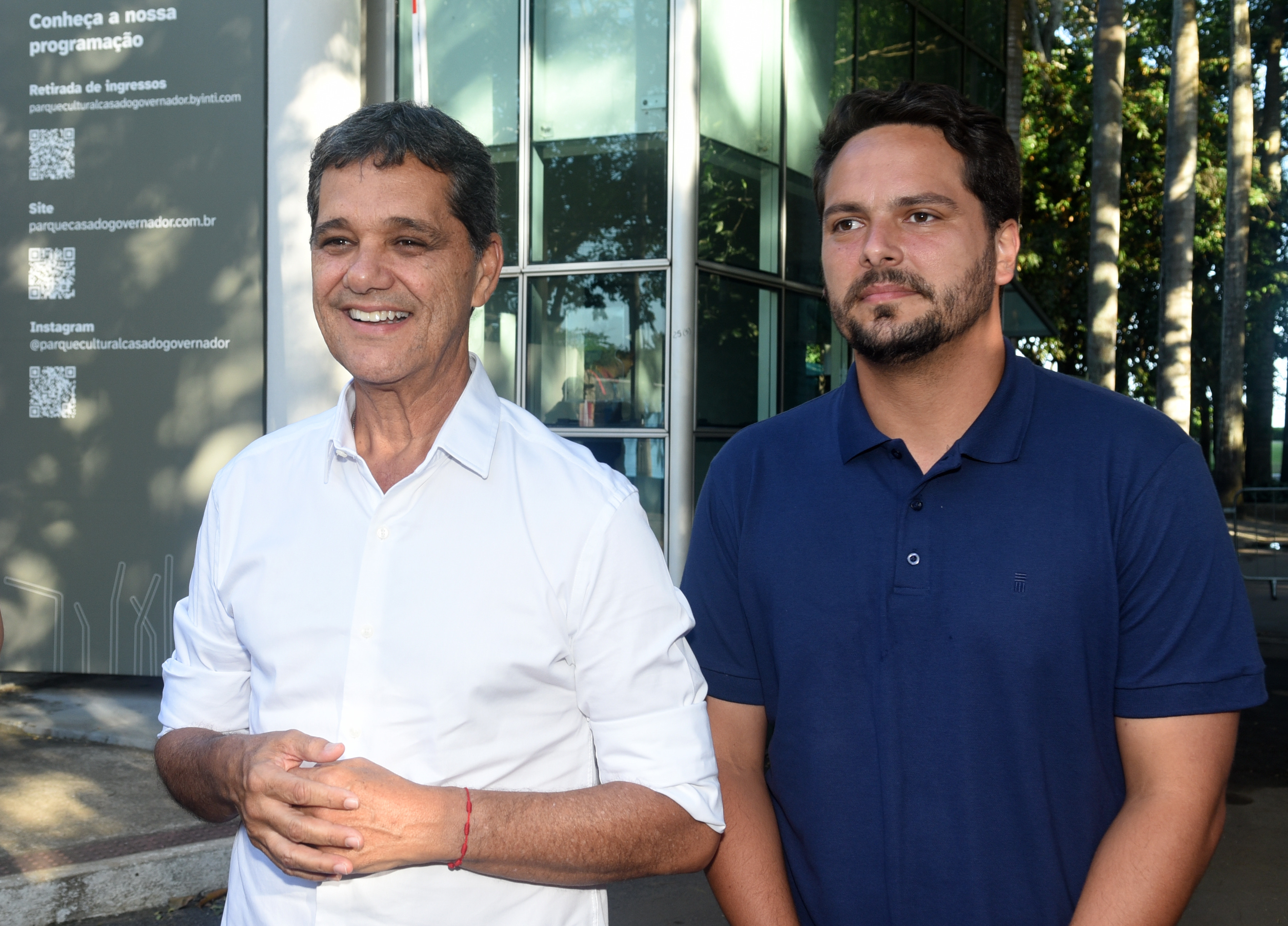 O candidato ao Governo do ES, Ricardo Ferraco e seu vice, Camillo Neves, durante coletiva pós término do primeiro turno das eleições