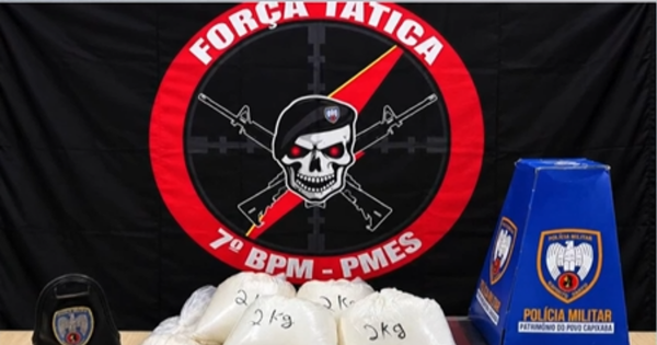 policia tática apreende 25 quilos de cocaína em Cariacica, no morro do quiabo