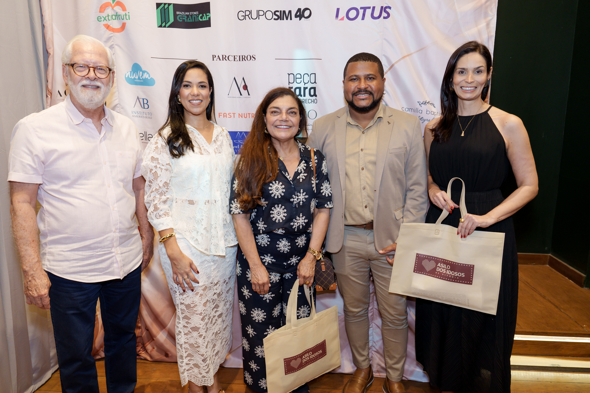 Desfile Bazar em prol do Asilo dos Idosos