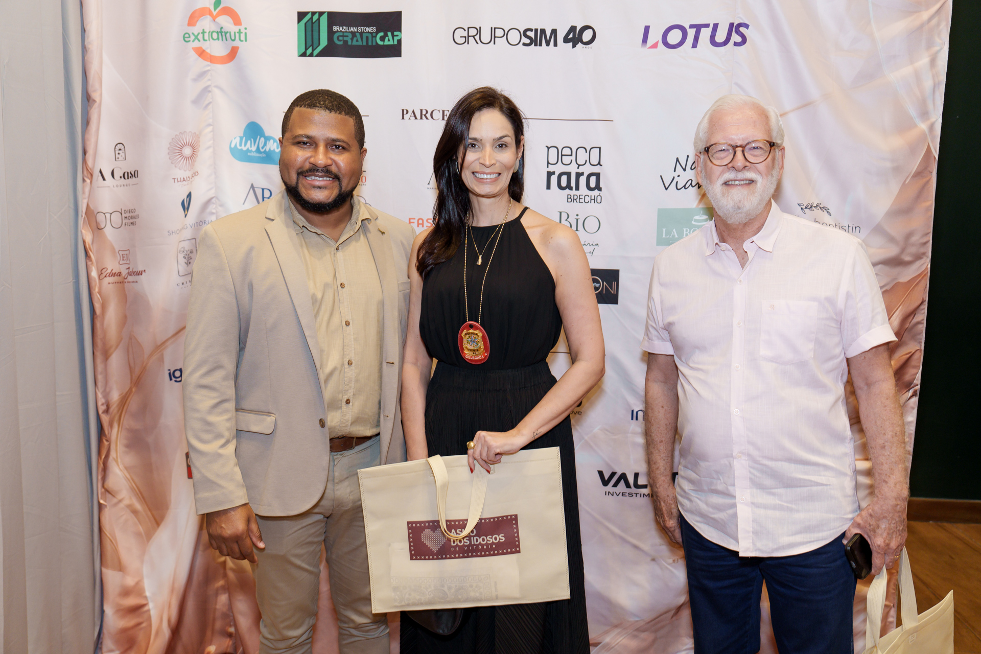 Desfile Bazar em prol do Asilo dos Idosos