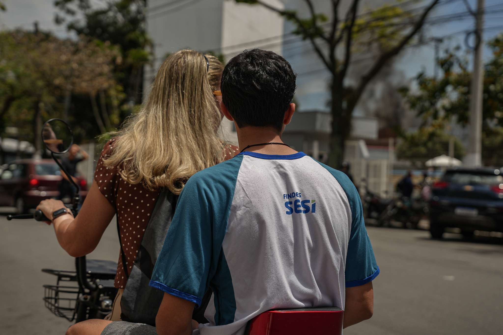 Incêndio atinge teatro do Sesi em Jardim da Penha