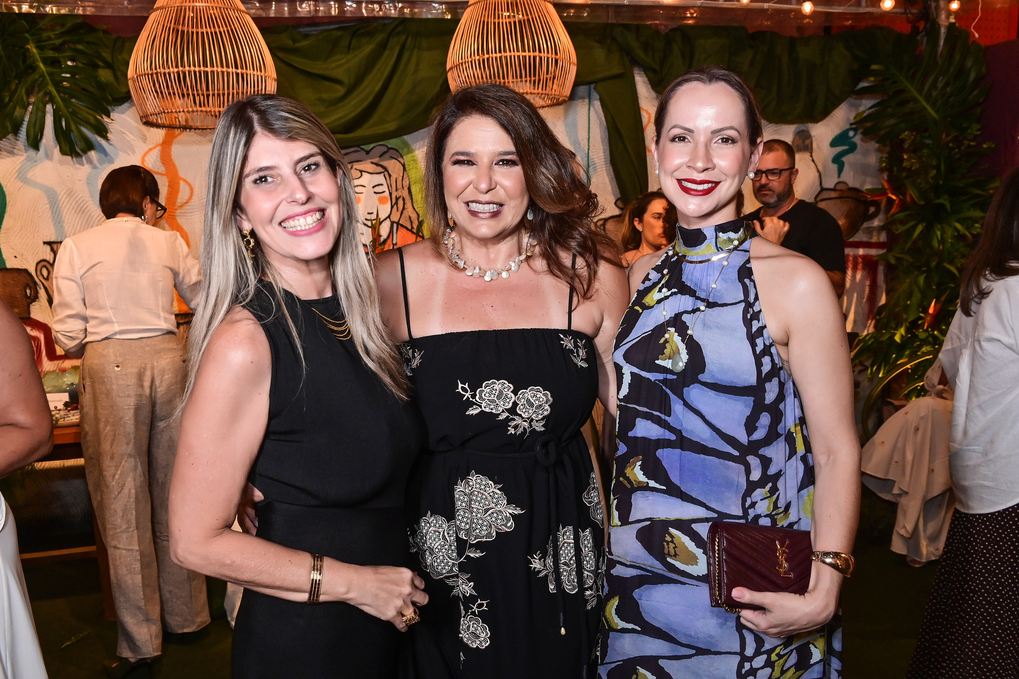 Adriana Peixoto, Karla Pimenta e Míriam Porto