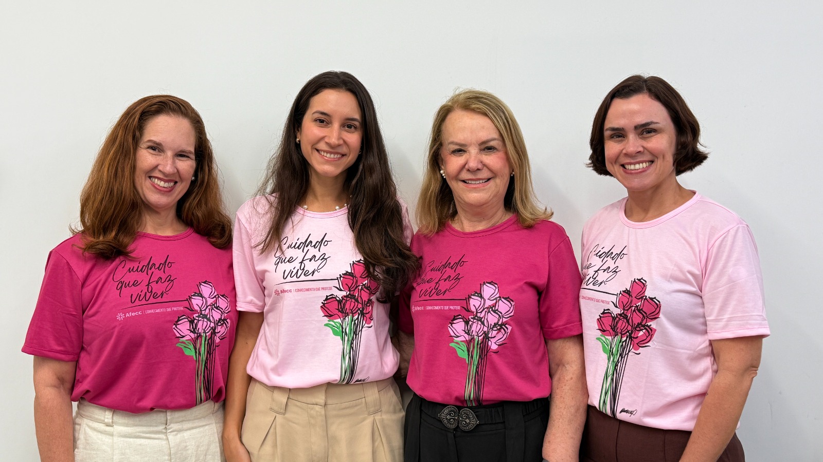 a pró-reitora da FAESA, Carla Letícia Alvarenga Leite; a diretora da instituição, Daniela Theodoro; Marilucia Silva Dalla, coordenadora