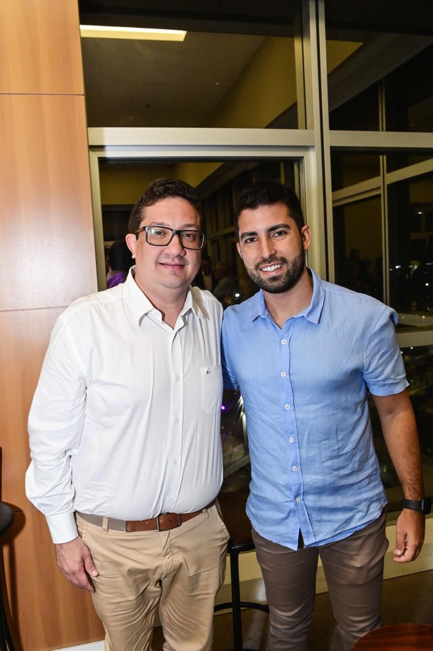 O vereador de Cariacica e Deputado Estadual eleito, Fernando Santório, e o vereador de Vitória, Aylton Dadalto.