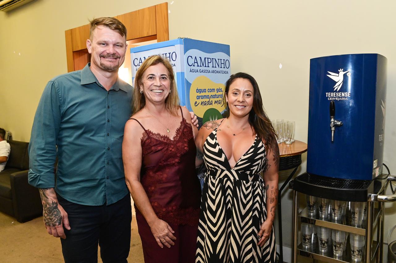 Alexandre Groberio Schultais, Andrea Milholo, Hanelore de Paula Martins