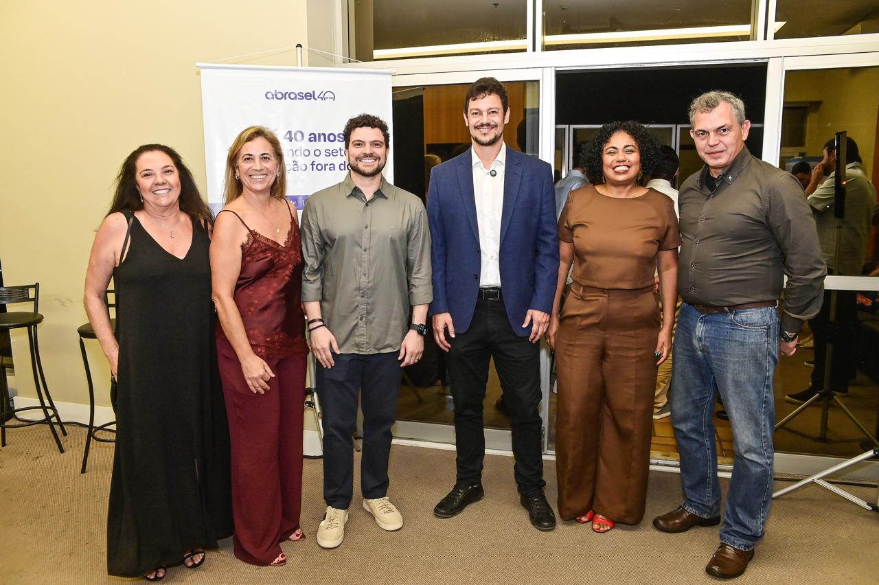 Maria Ester Malavaze, Andrea Milholo, Marcelo Uliana, Rodrigo Vervloet, Joaquina Gabriel e João Carlos Mattos de Faria