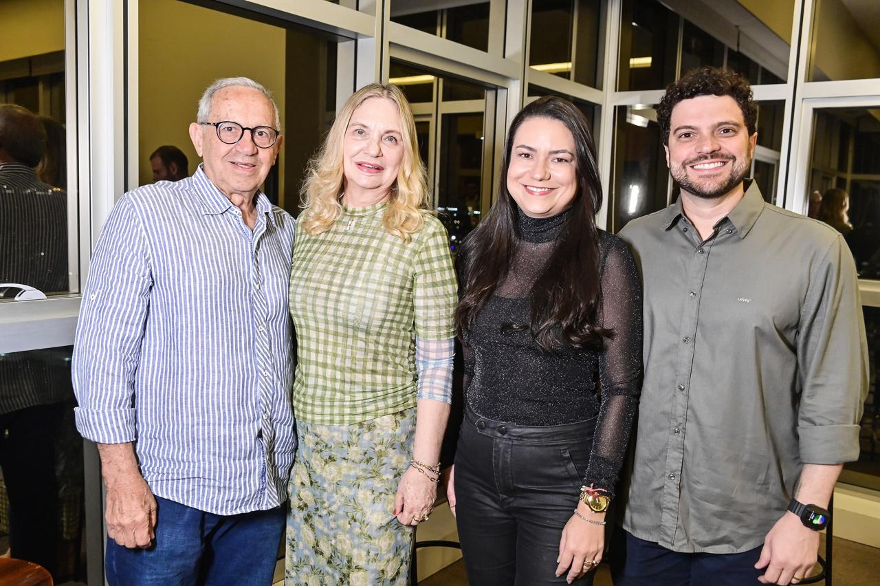 Jovelino Uliana , Carolina Fontana Uliana, Érica Frank Uliana e Marcelo Uliana