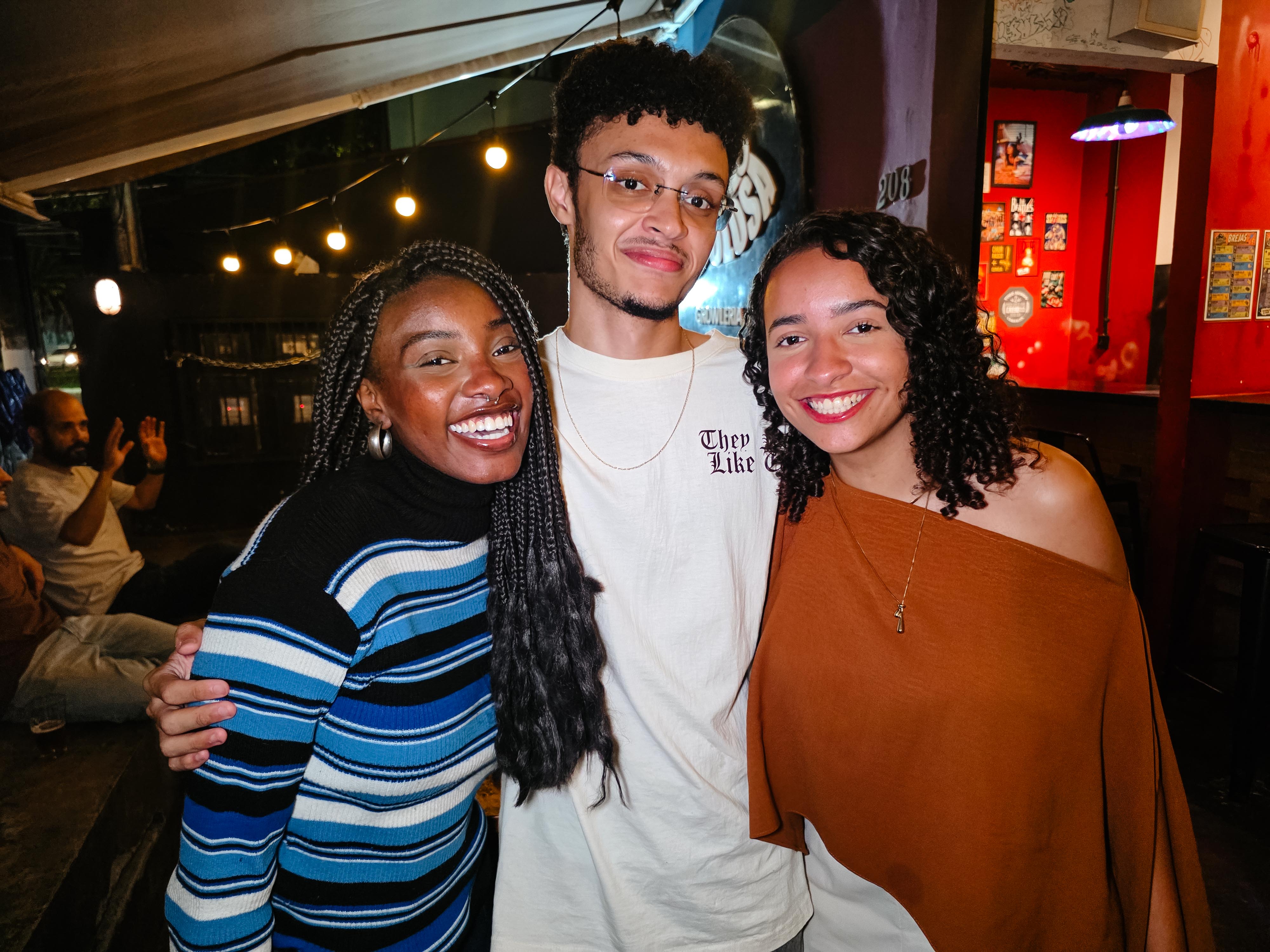 Nádia Roberta Lima, Felipe Oliveira e Ana Clara Silva Teixeira
