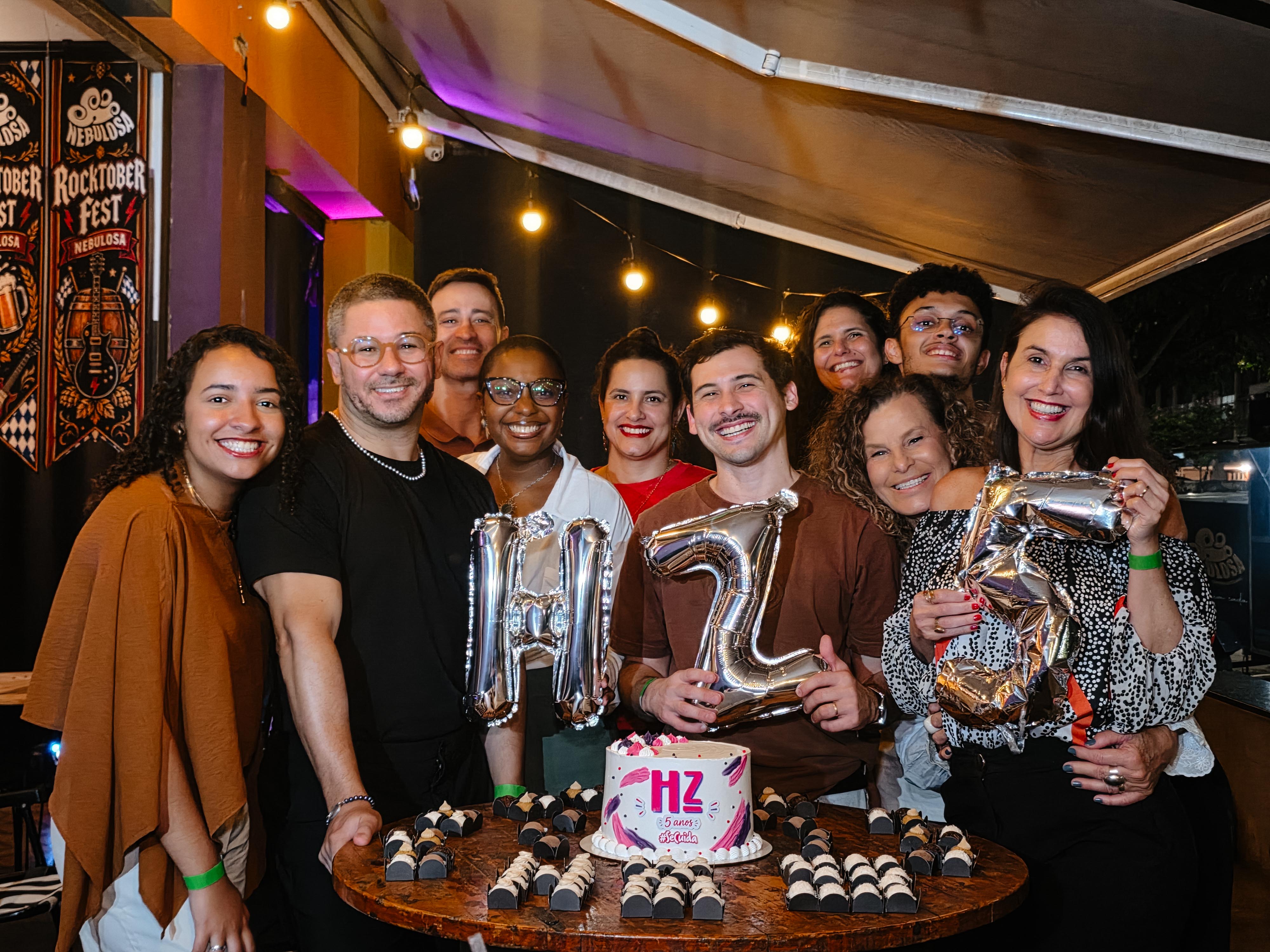 Ana Clara Teixeira, Guilherme Silva, Gabriel Moura, Aline Almeida, Evelize Calmon, Felipe Khoury, Lethicia Ribeiro, Felipe Oliveira, Mônica Zorzanelli e Renata Rasseli