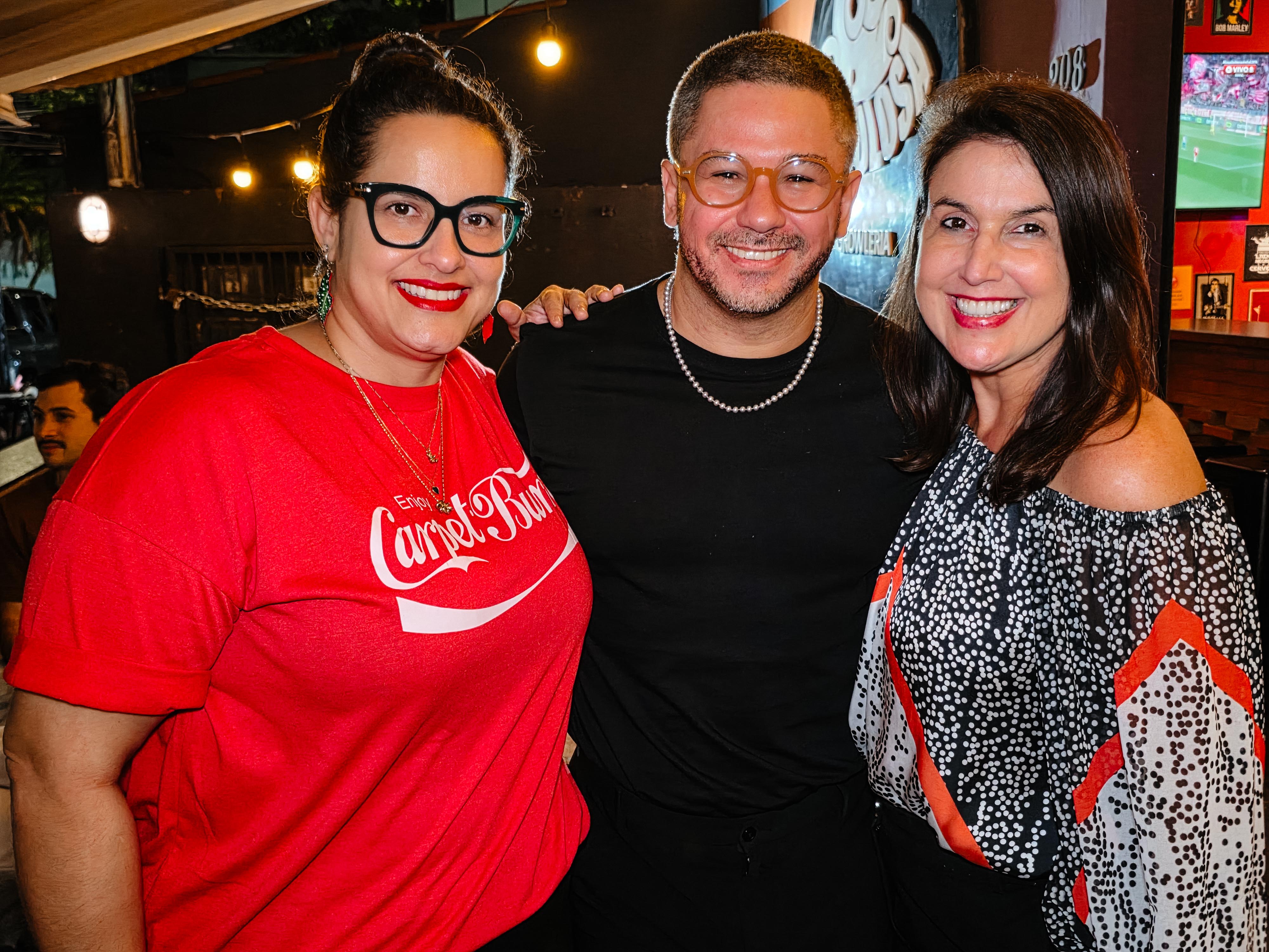 Evelize Calmon, Guilherme Silva e Renata Rasseli