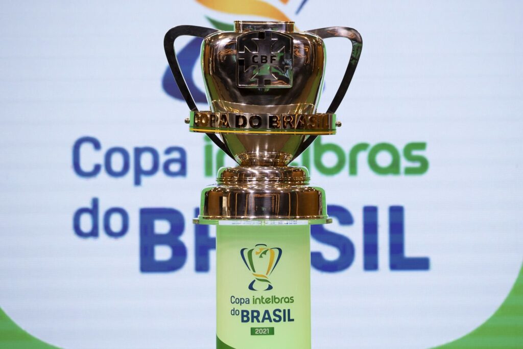 Sorteio das quartas de final da Copa do Brasil será na terça (11) às 11h, confirma CBF 2 Troféu da Copa do Brasil
