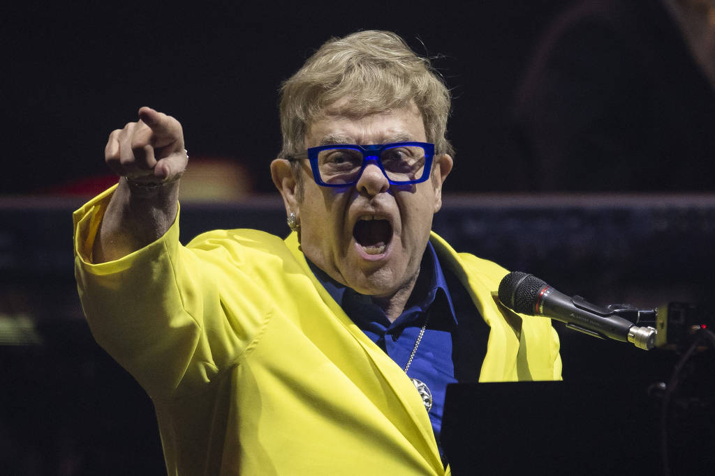 Elton John, no palco Mundo, em show emocionante para fãs brasileiros no Rock in Rio
