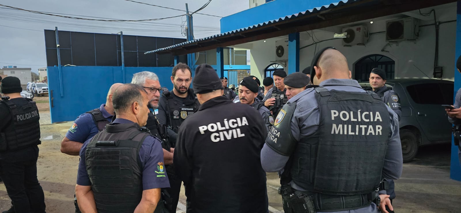 Polícia faz operação contra tráfico e crimes violentos no Sul do ES
