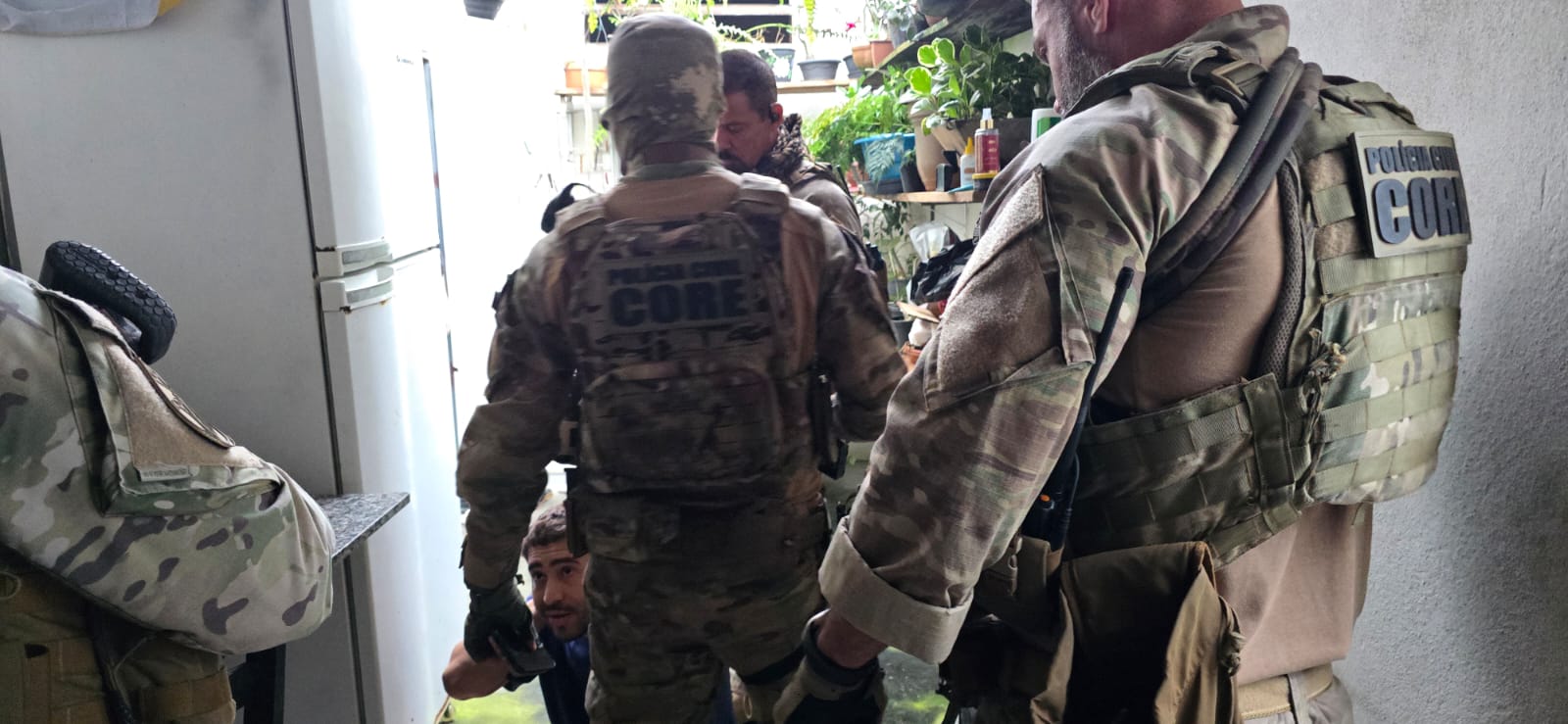 Polícia faz operação contra tráfico e crimes violentos no Sul do ES