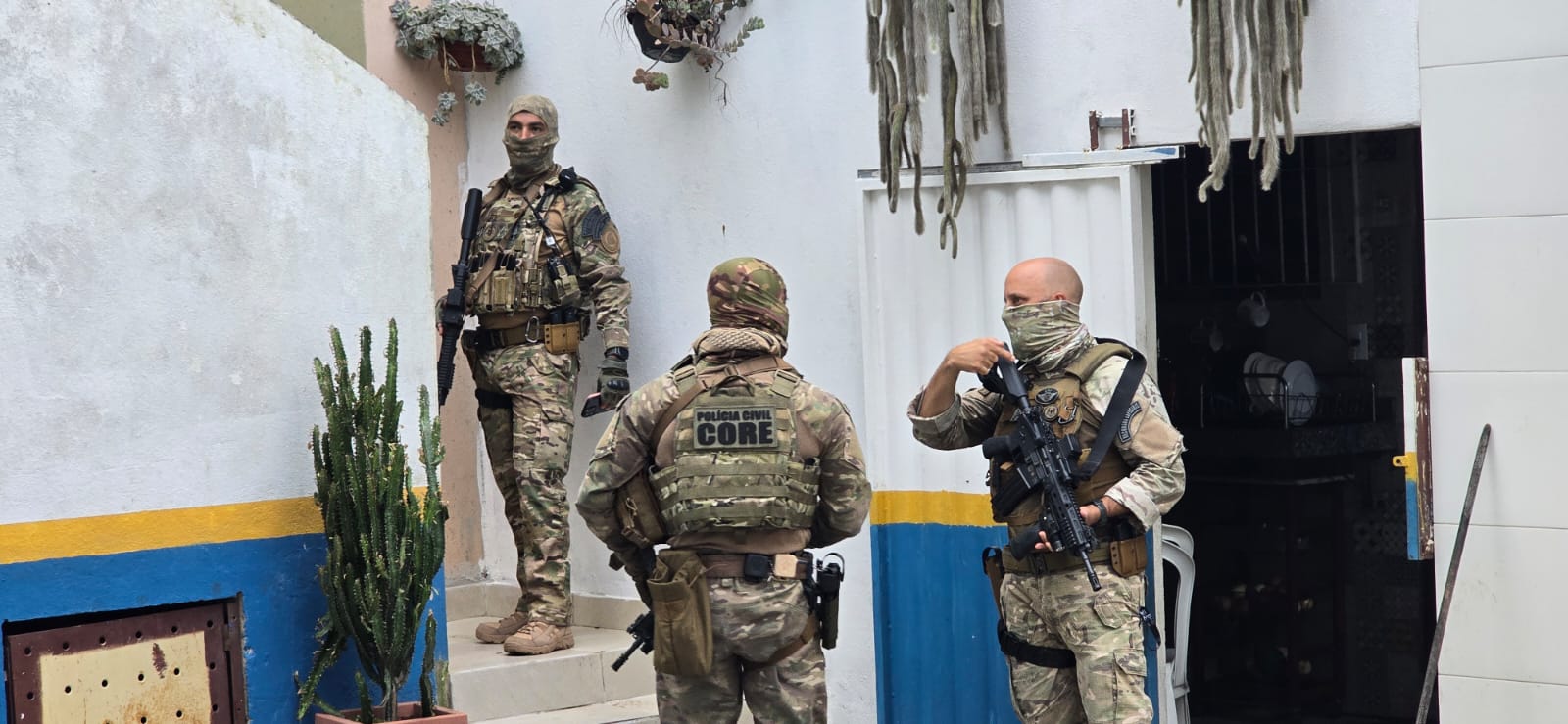Polícia faz operação contra tráfico e crimes violentos no Sul do ES