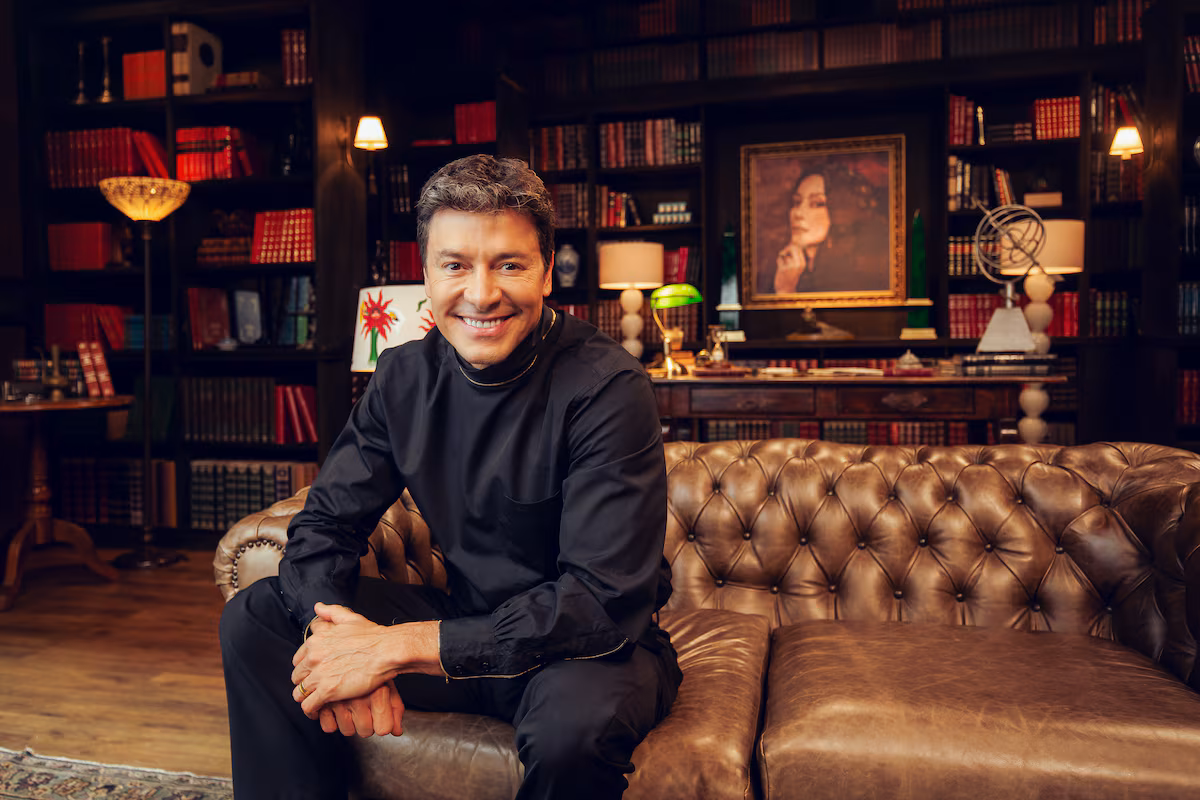 Rodrigo Faro diz que busca projetos diferentes ao longo da carreira e vê em 'Herança em Jogo' mais uma oportunidade de se desafiar na televisão