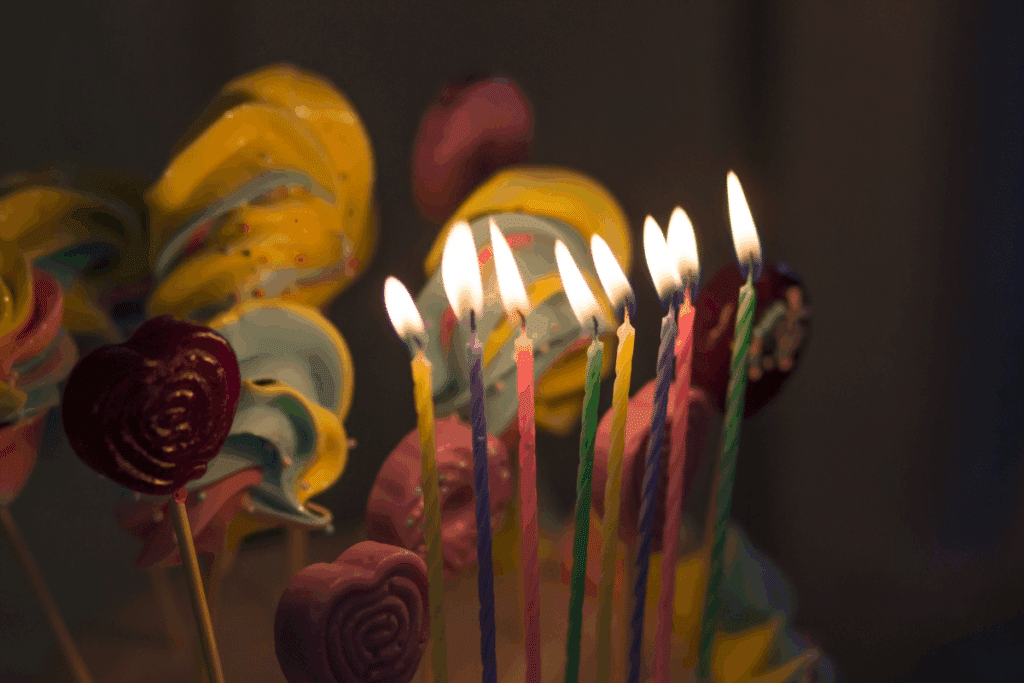 Simpatias com doces são tradicionais no dia de São Cosme e Damião (Imagem: Soslan B | Shutterstock)