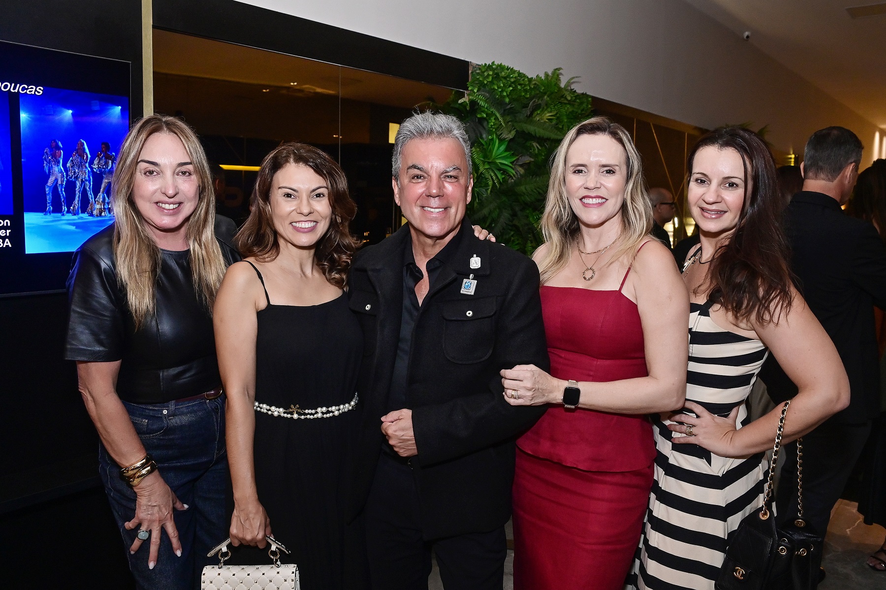 Dila Cipriano, Lucimar Soares, Ivan Aguilar, Graziella Freire e Tatiane Emerich