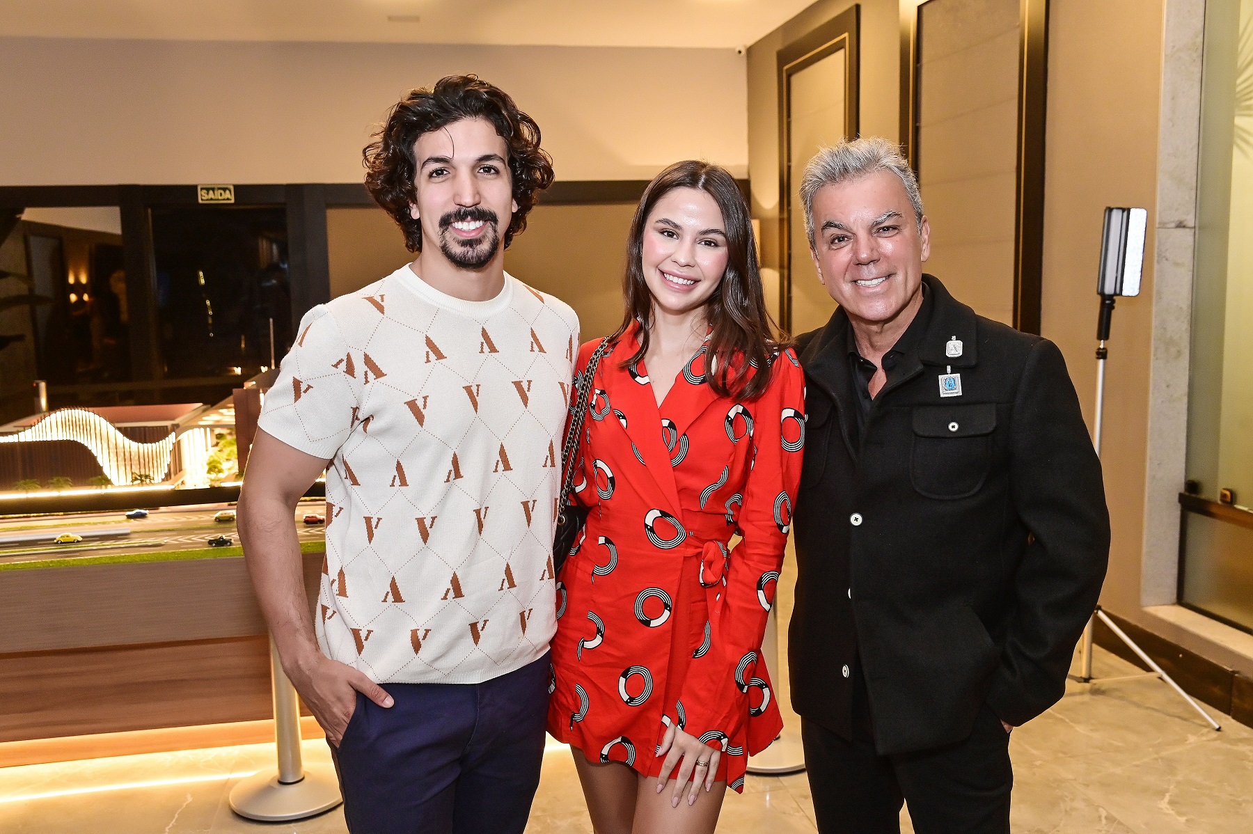 Bernardo Aguilar, Tainá de Barbi e Ivan Aguilar