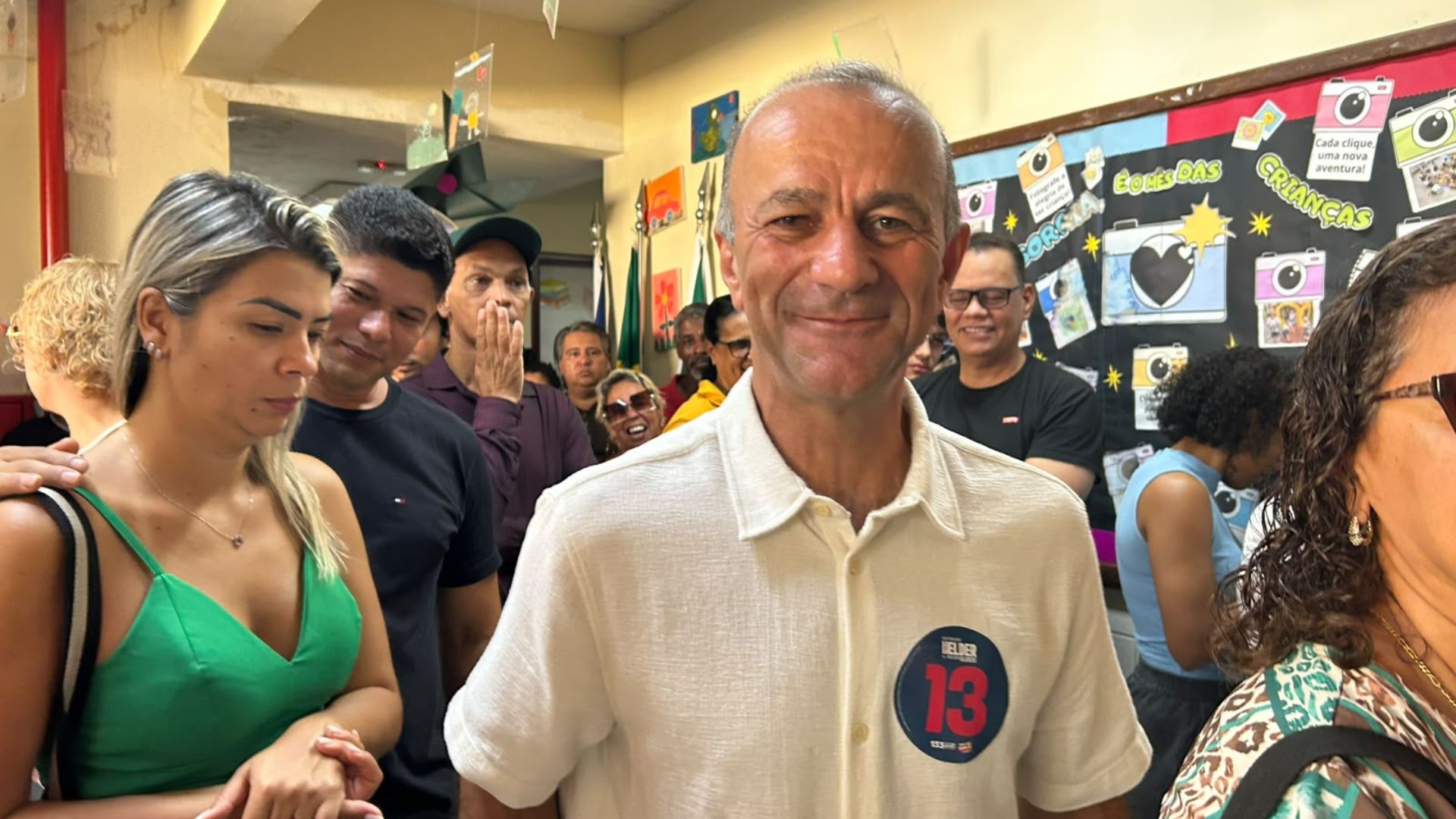 Helder Salomão votou por volta de 10h em Cariacica