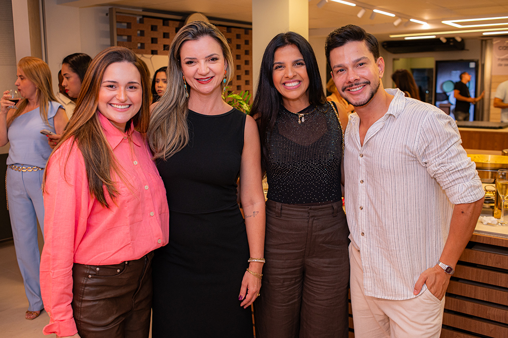 Carol Rossi, Ju Reissinger, Vivyan Modesto e Regilano Dornelas