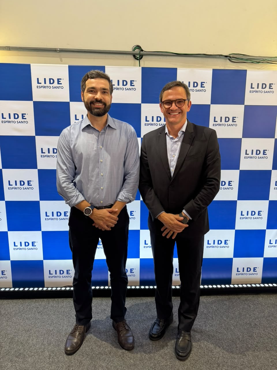 Bruno Fardin, CEO da Blue Terminals, e Thiago Santos, presidente do LIDE Espírito Santo, no Fórum de Desenvolvimento Econômico