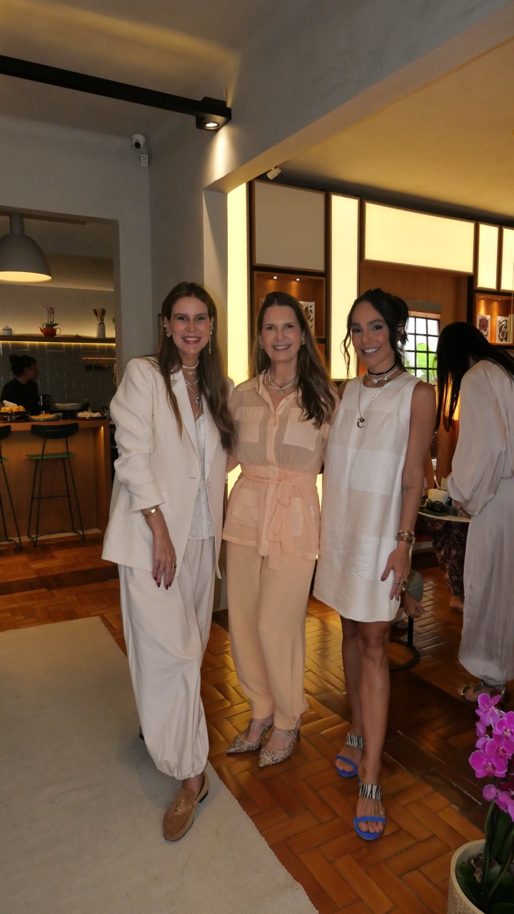 Ciccy Halpern, Ana Paula Hammer, Carolina Neves