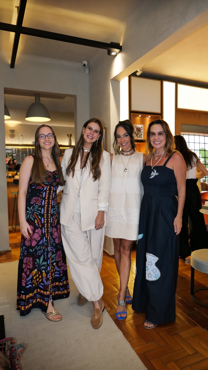 Lívia Bonatto, Ciccy Halpern, Carolina Neves, Andreia Lopes